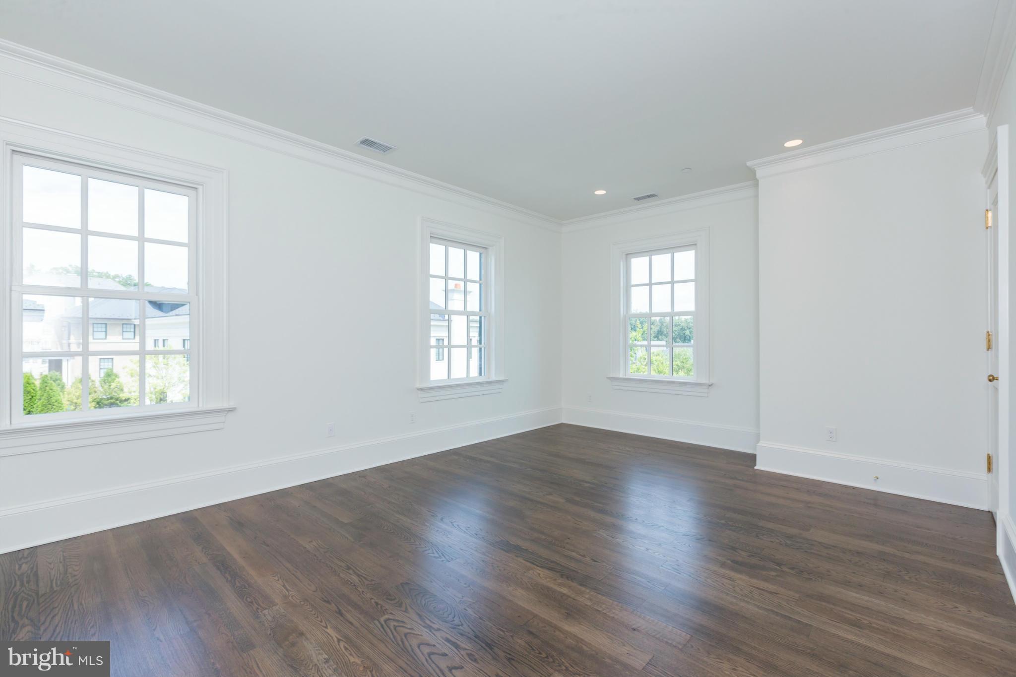 BERKLEY - Residential