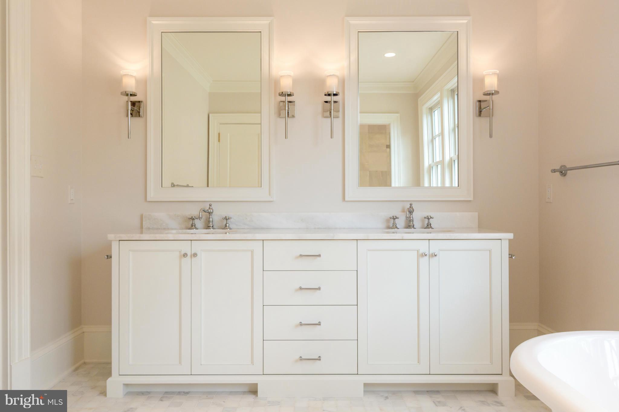 BERKLEY - Residential