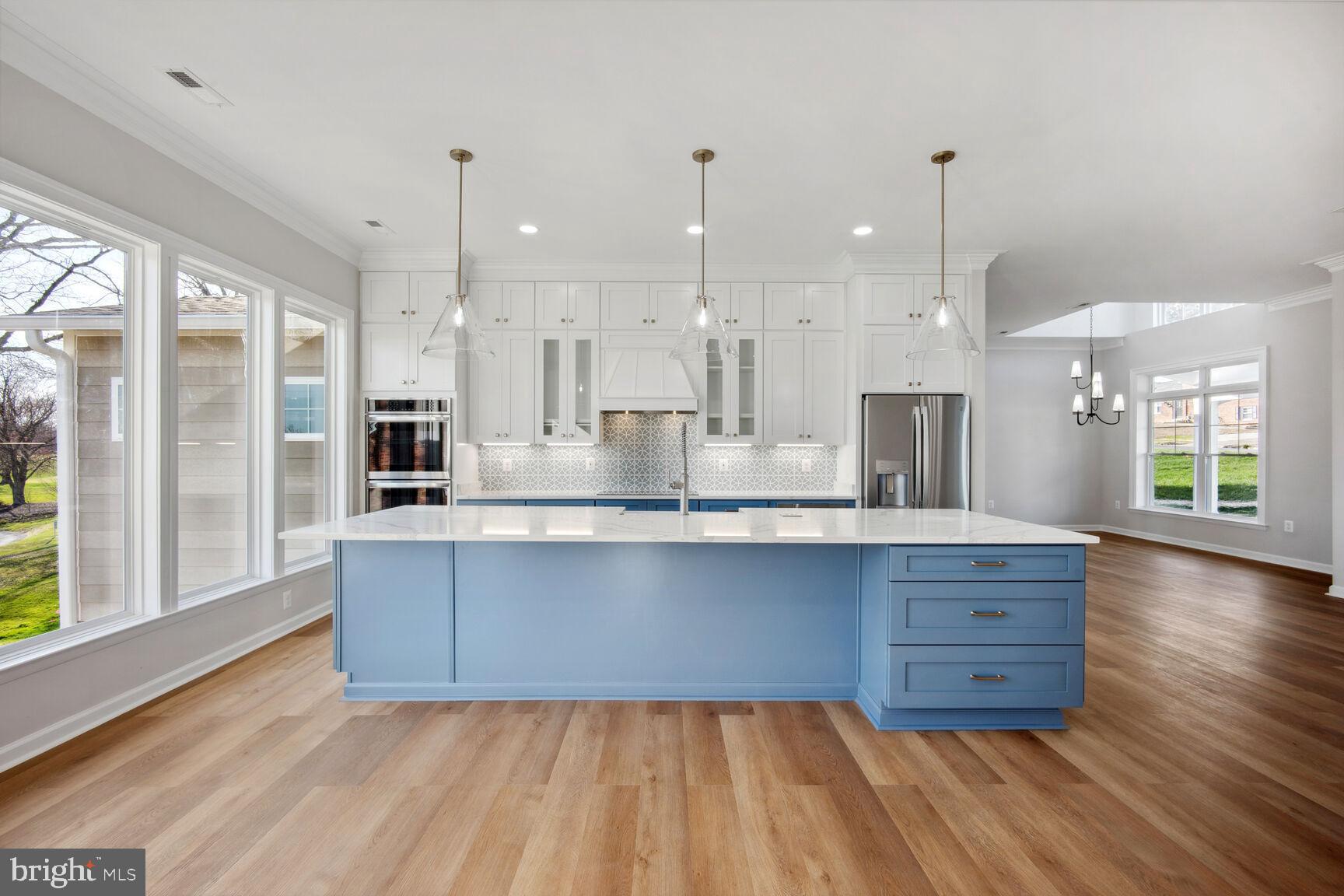 WEST SPRINGFIELD - Residential