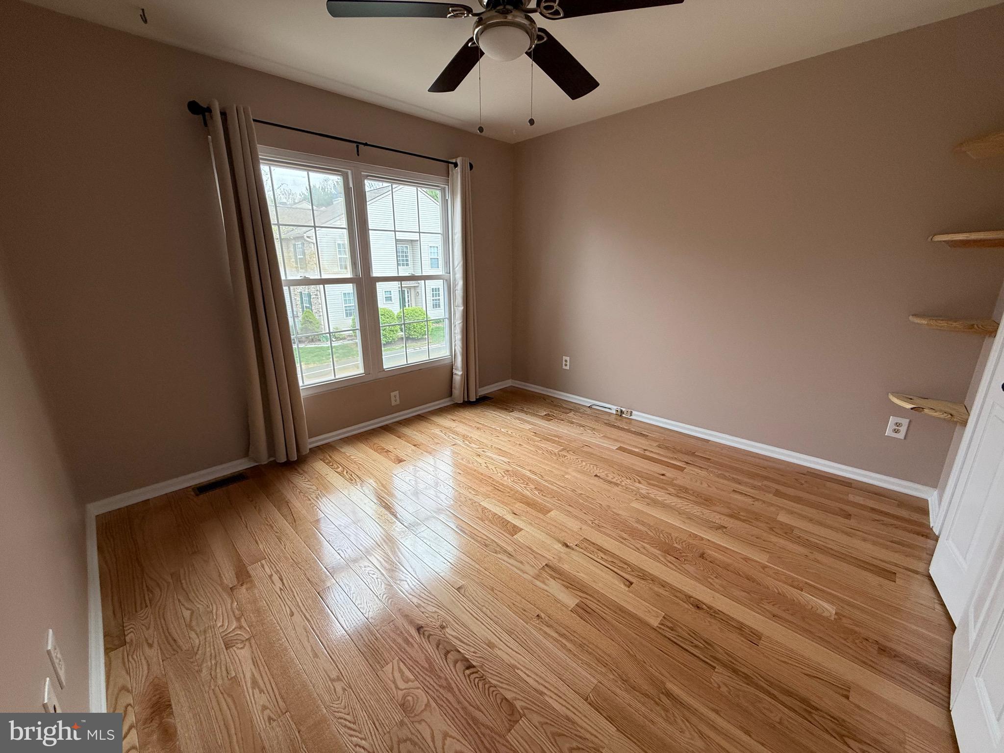 WORCESTER ACRES - Residential Lease