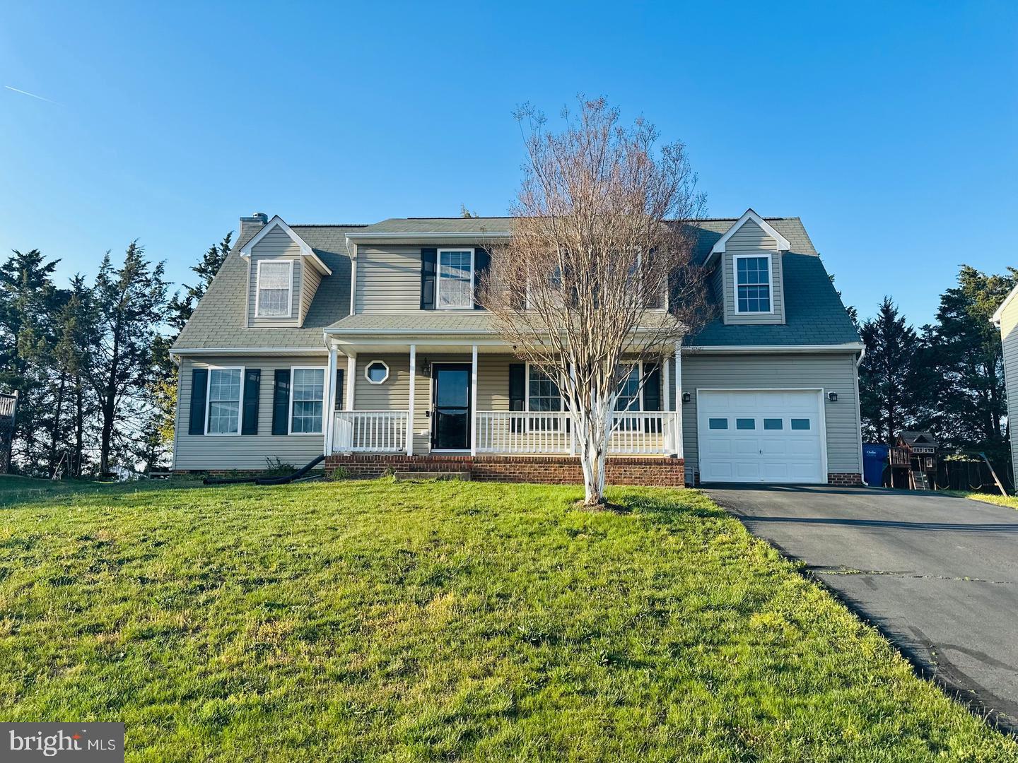 HUNTINGTON MEADOWS - Residential