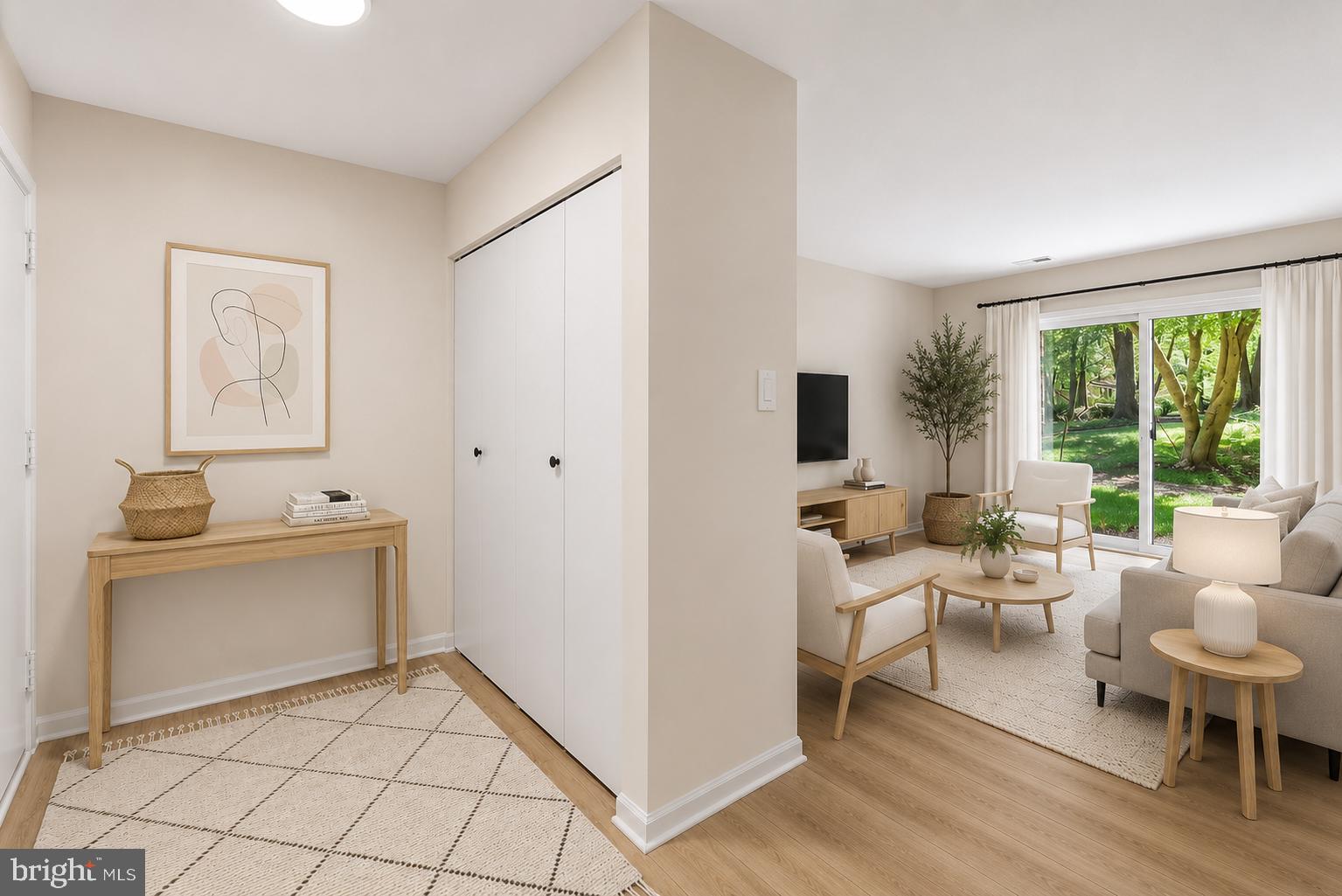 HAWTHORNE VILLAGE - Residential