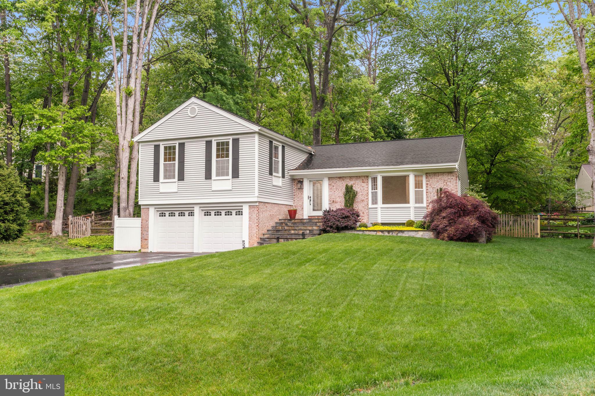 RESTON - Residential
