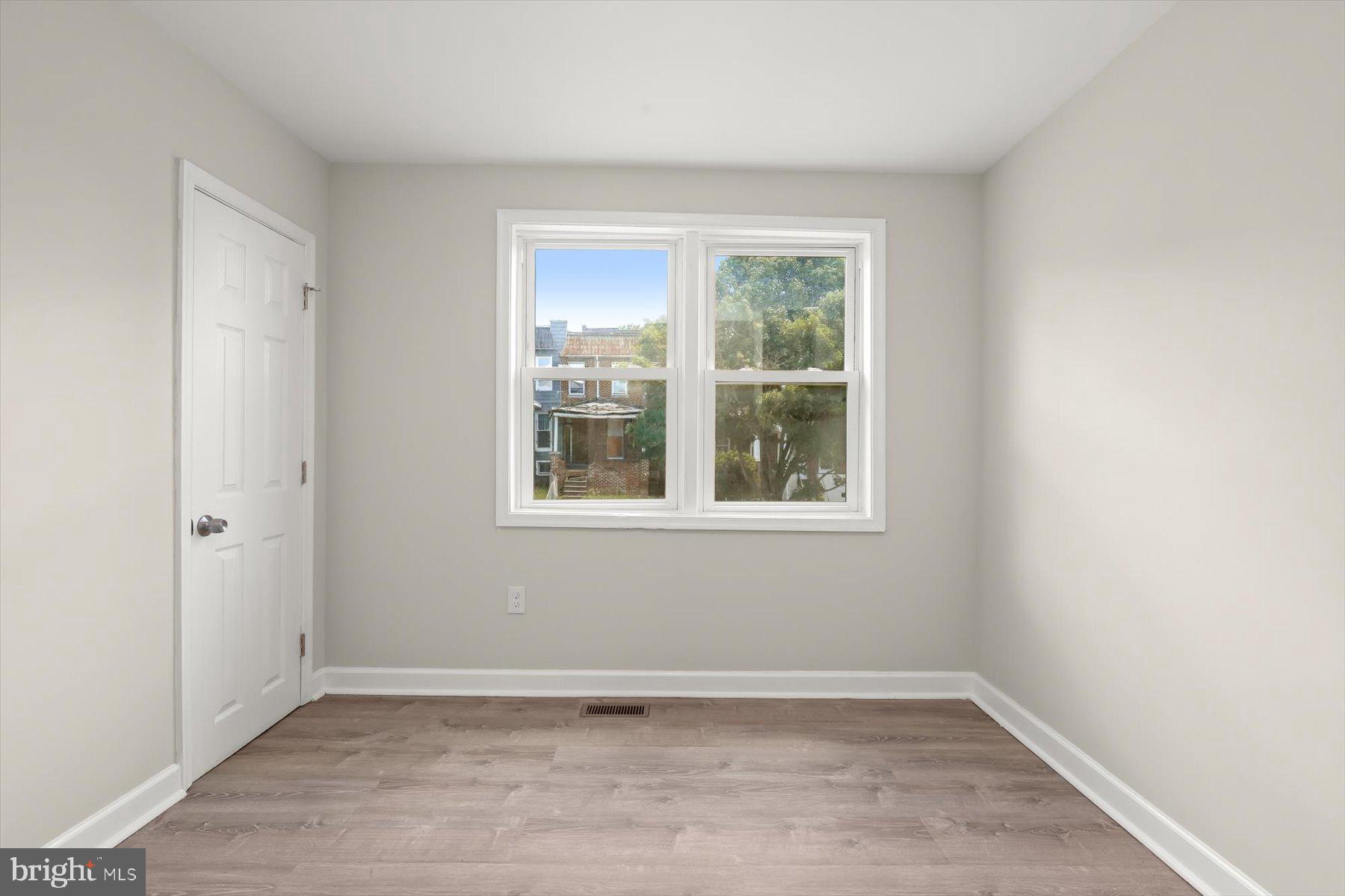 WINCHESTER - Residential