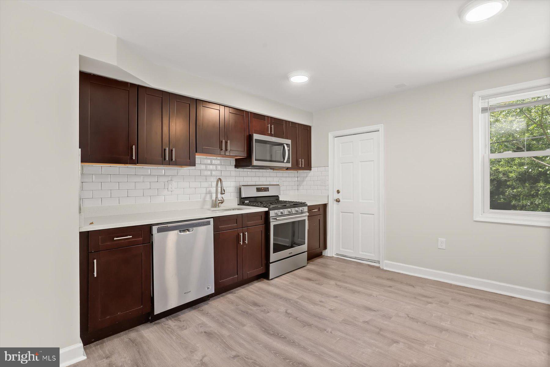 WINCHESTER - Residential
