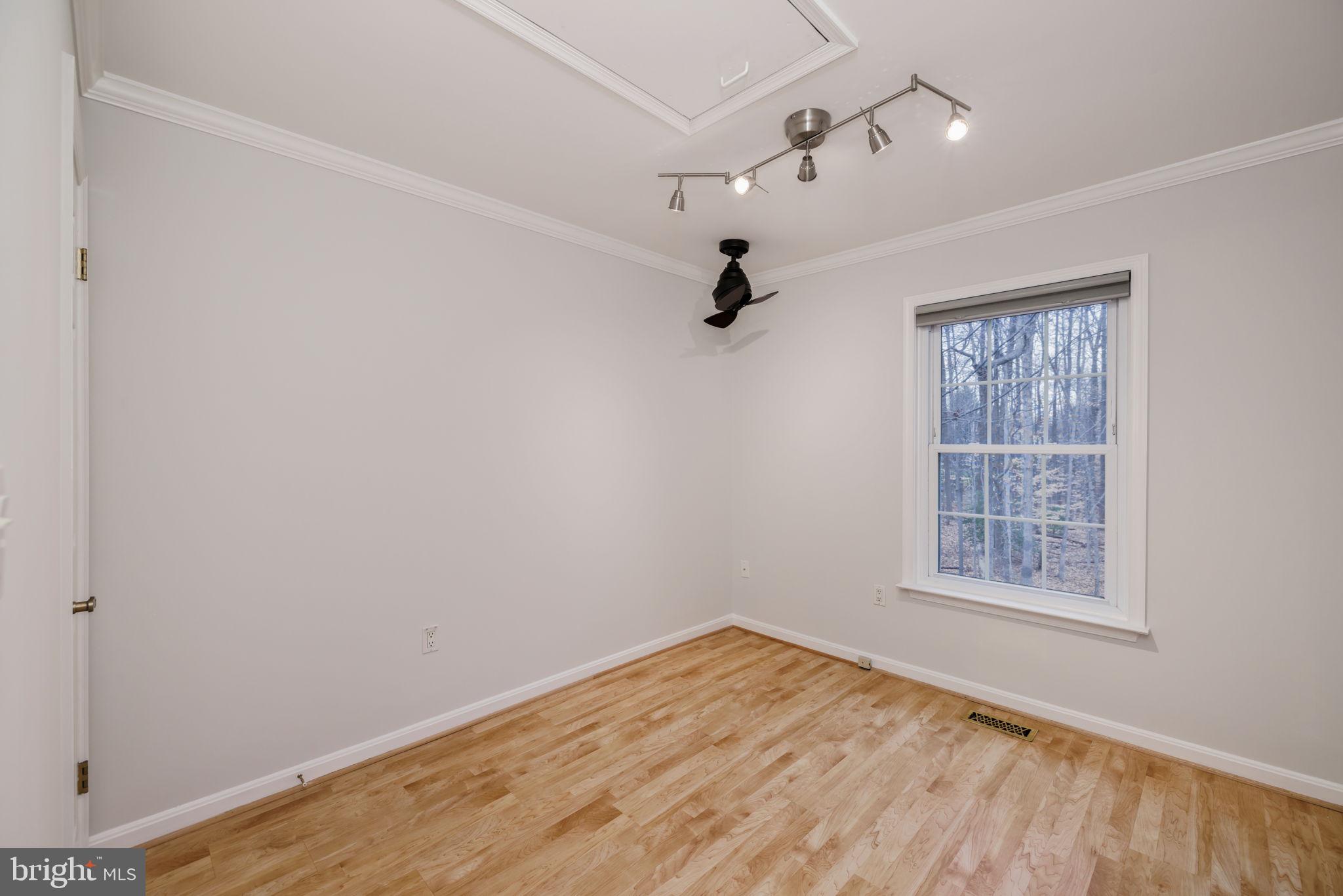 RUNNYMEADE - Residential