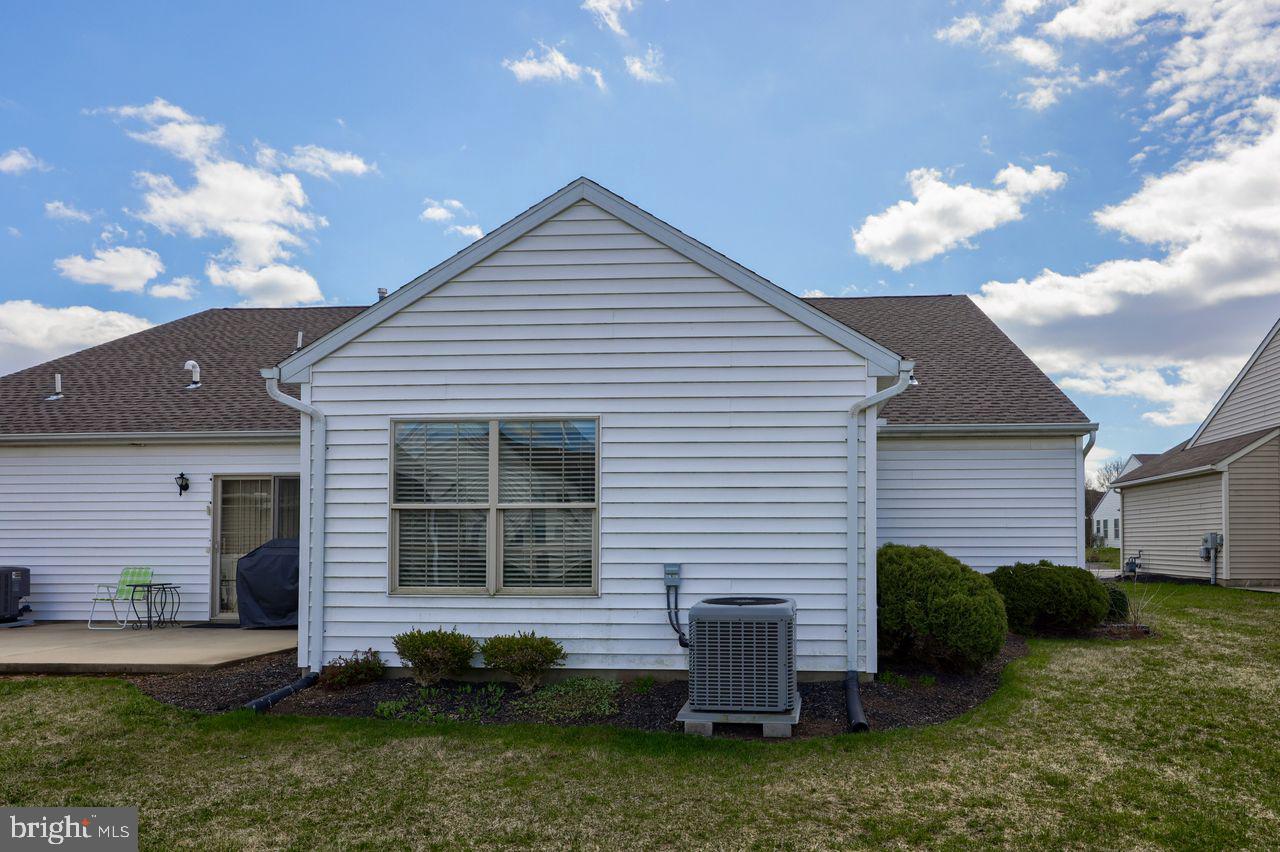 BROOKSTONE - Residential