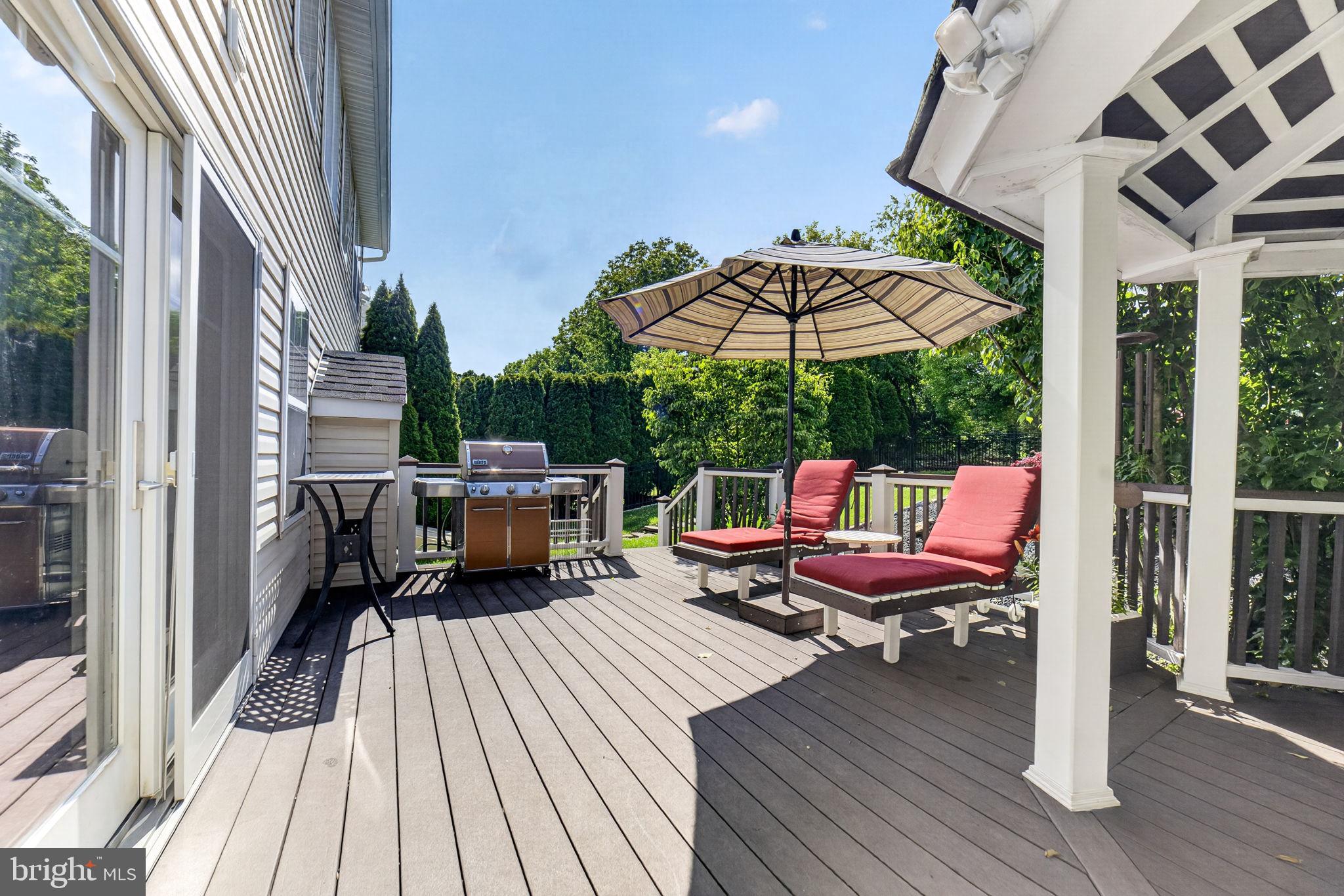 HILLS AT LOCK RIDGE - Residential