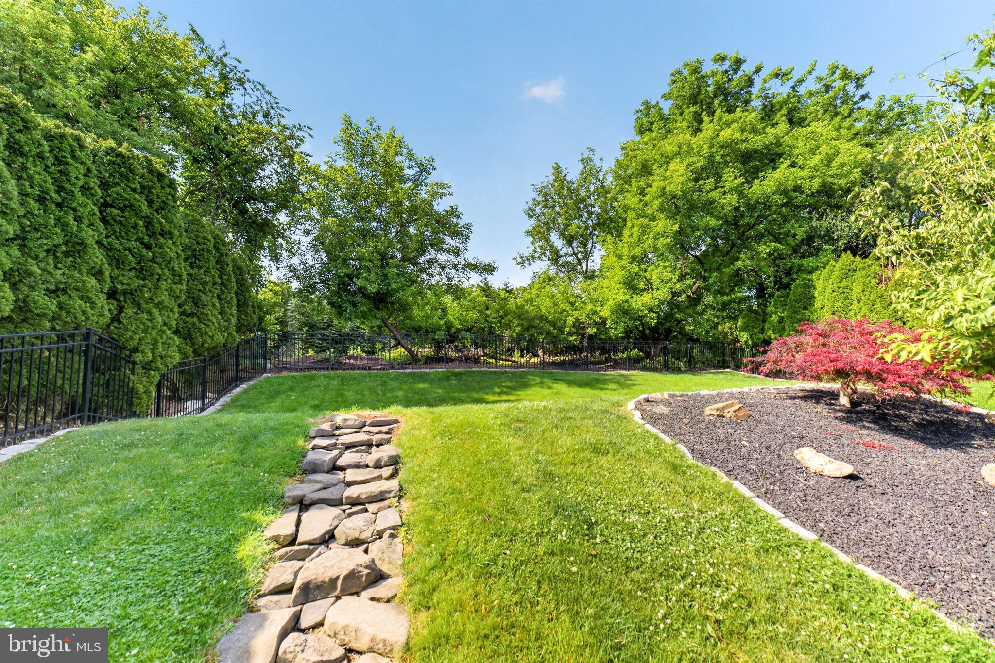 HILLS AT LOCK RIDGE - Residential