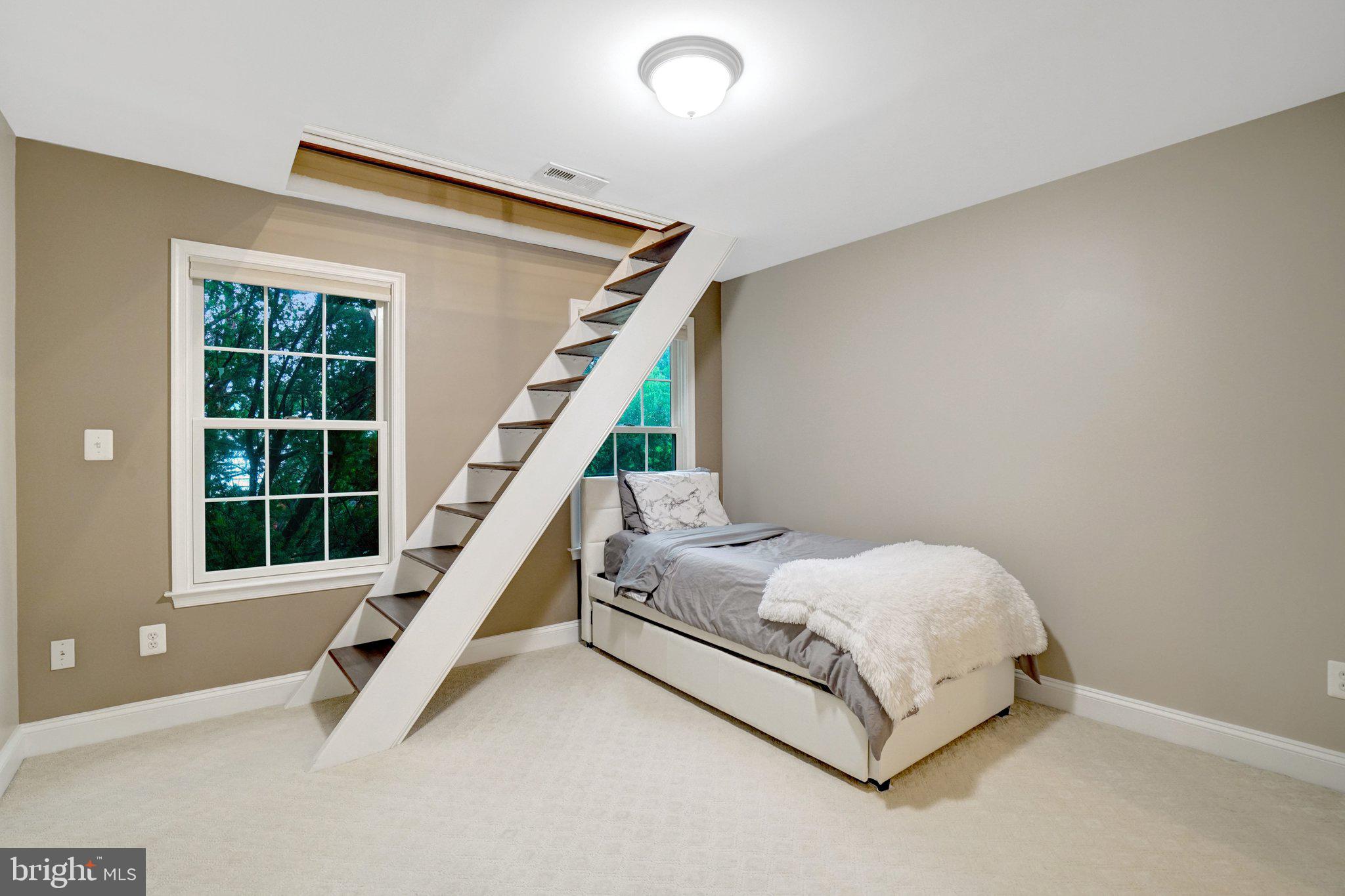 GREENWAY DOWNS - Residential