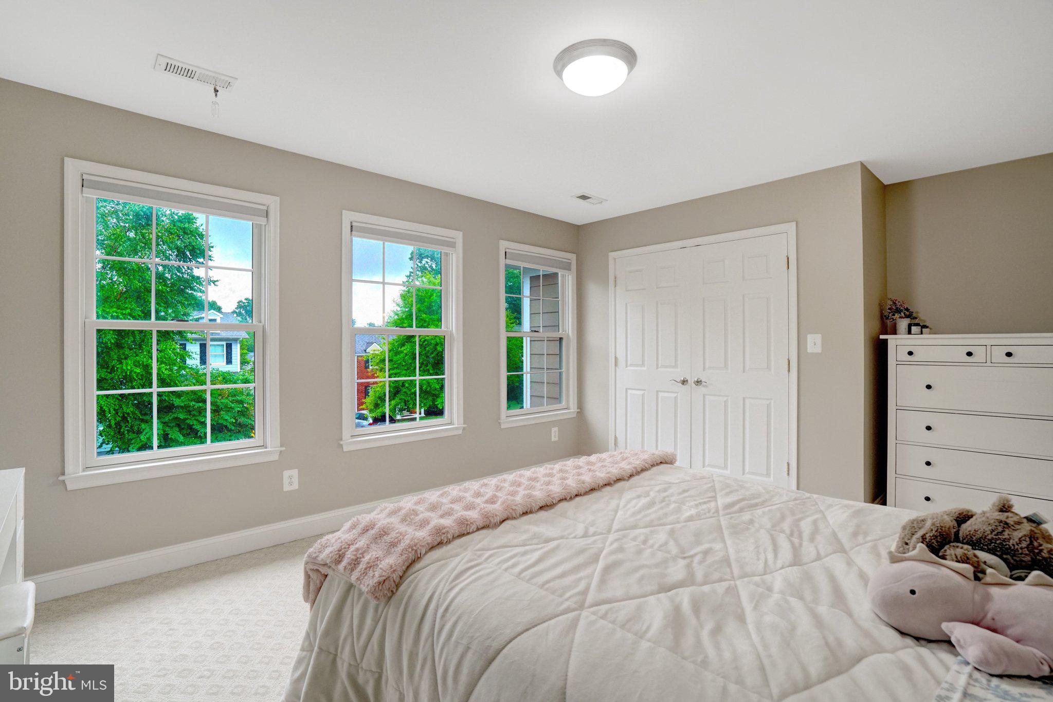 GREENWAY DOWNS - Residential