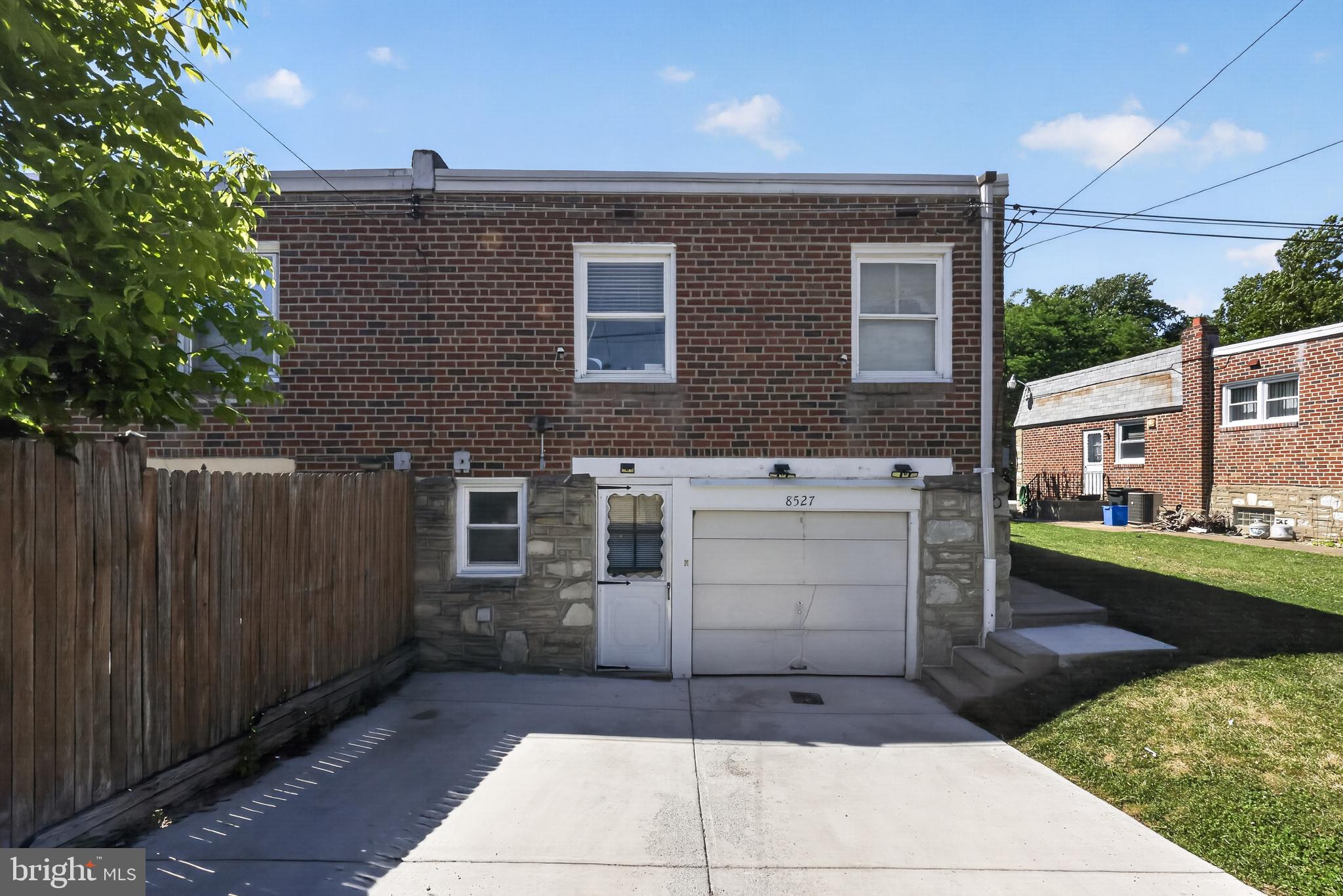 BELLS CORNER - Residential