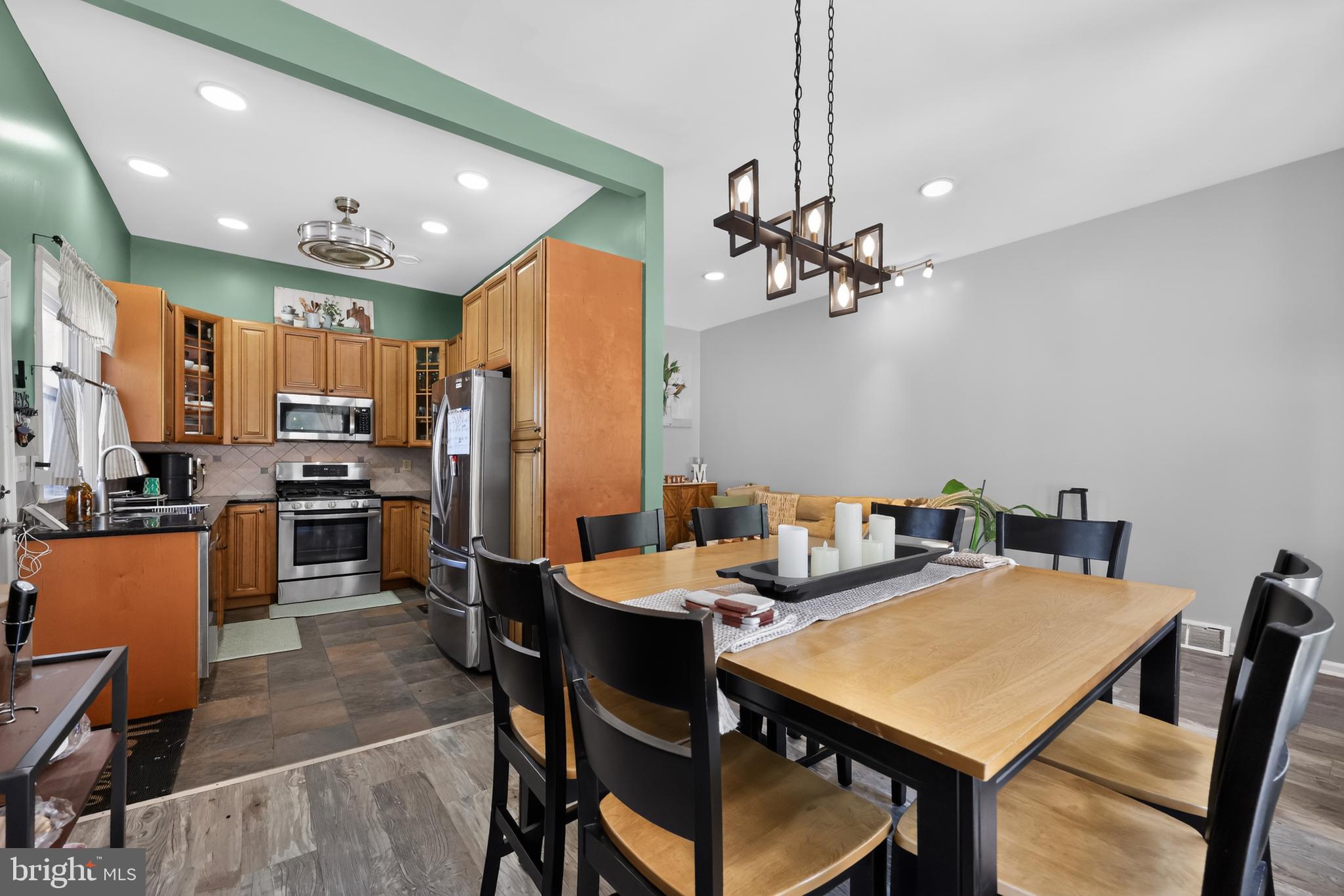 BELLS CORNER - Residential