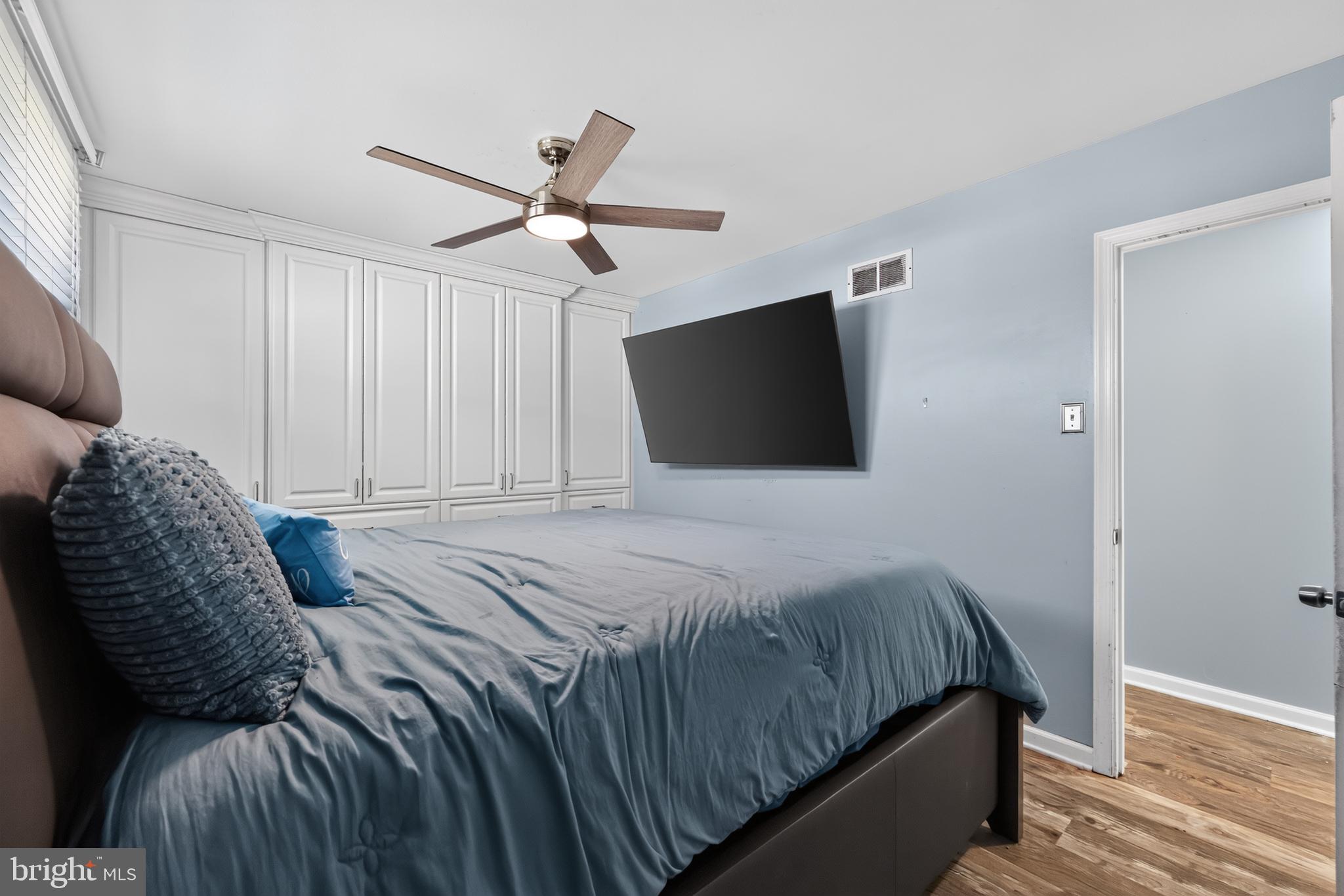 BELLS CORNER - Residential