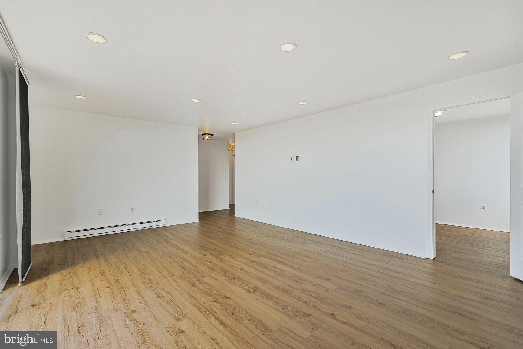 BARCROFT HILLS - Residential