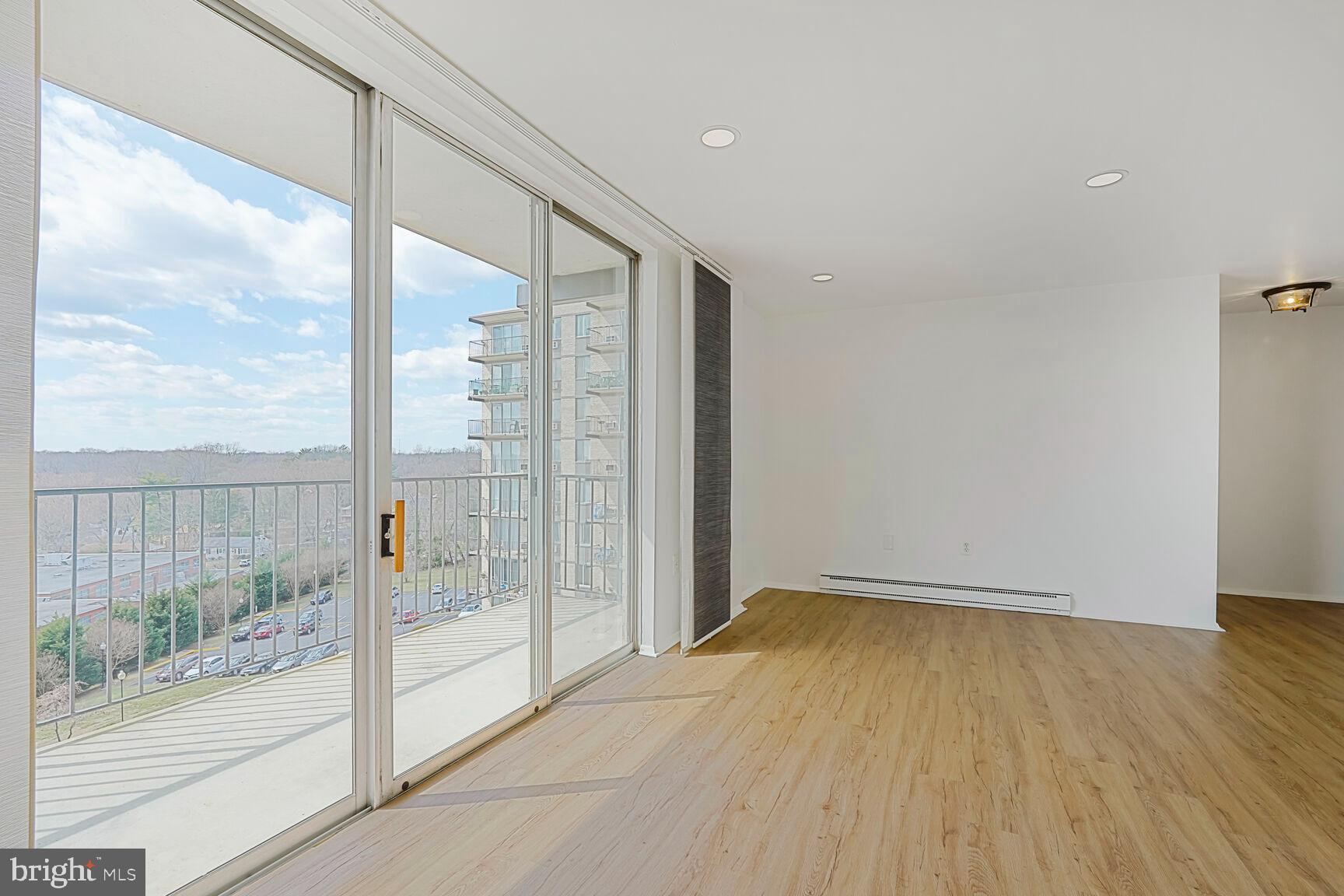 BARCROFT HILLS - Residential