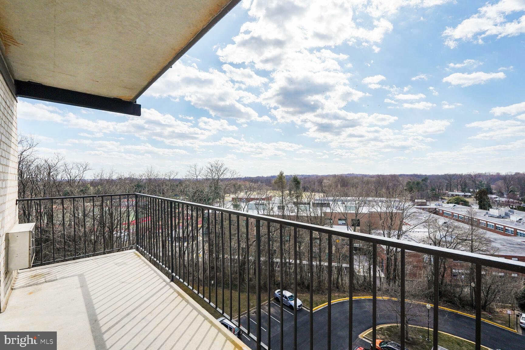 BARCROFT HILLS - Residential