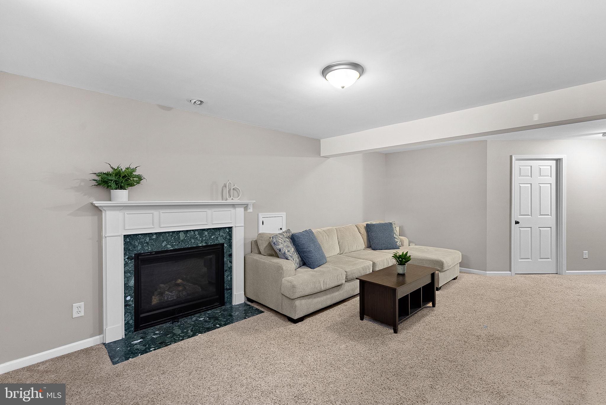 GREENHILL CROSSING - Residential