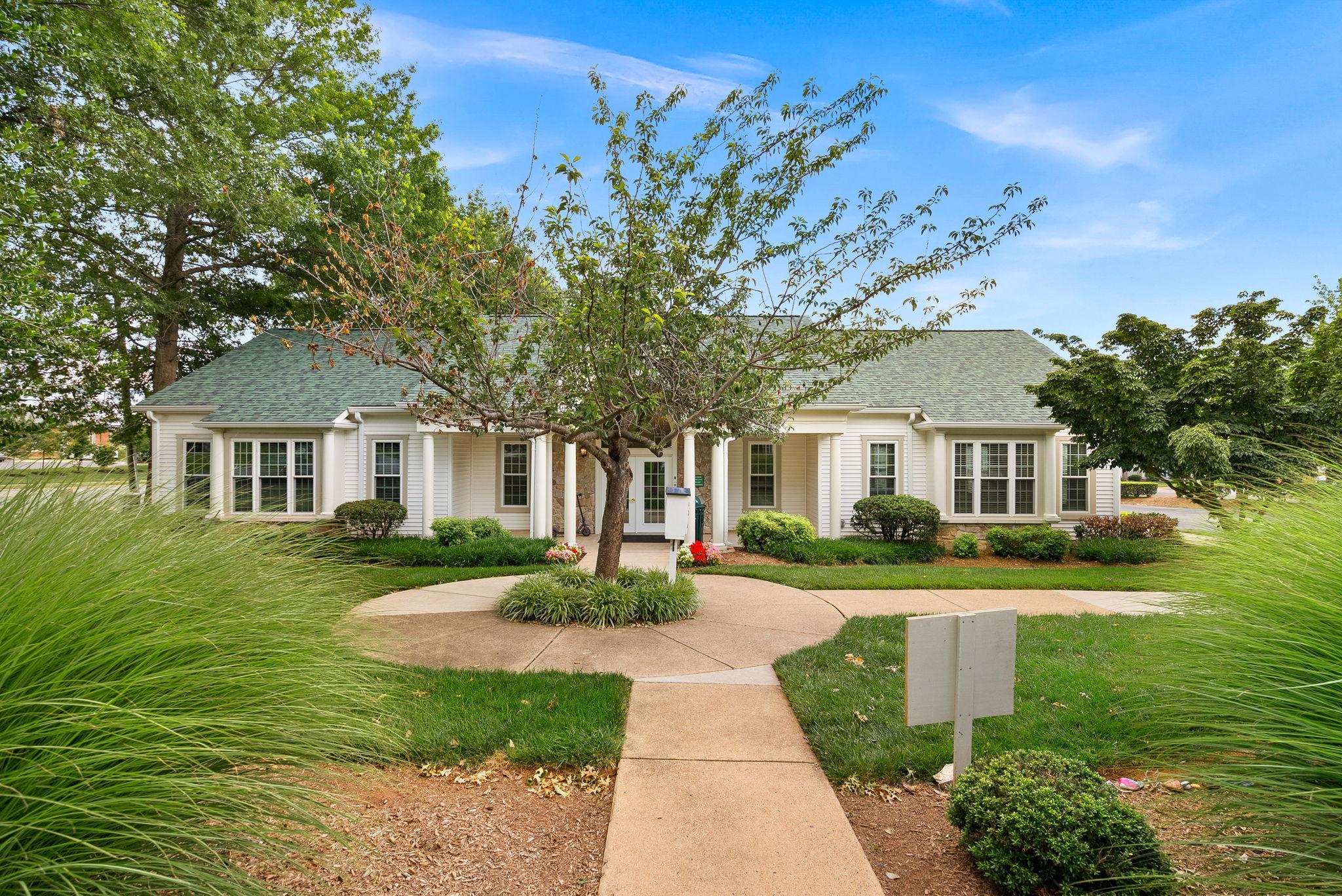 GREENHILL CROSSING - Residential