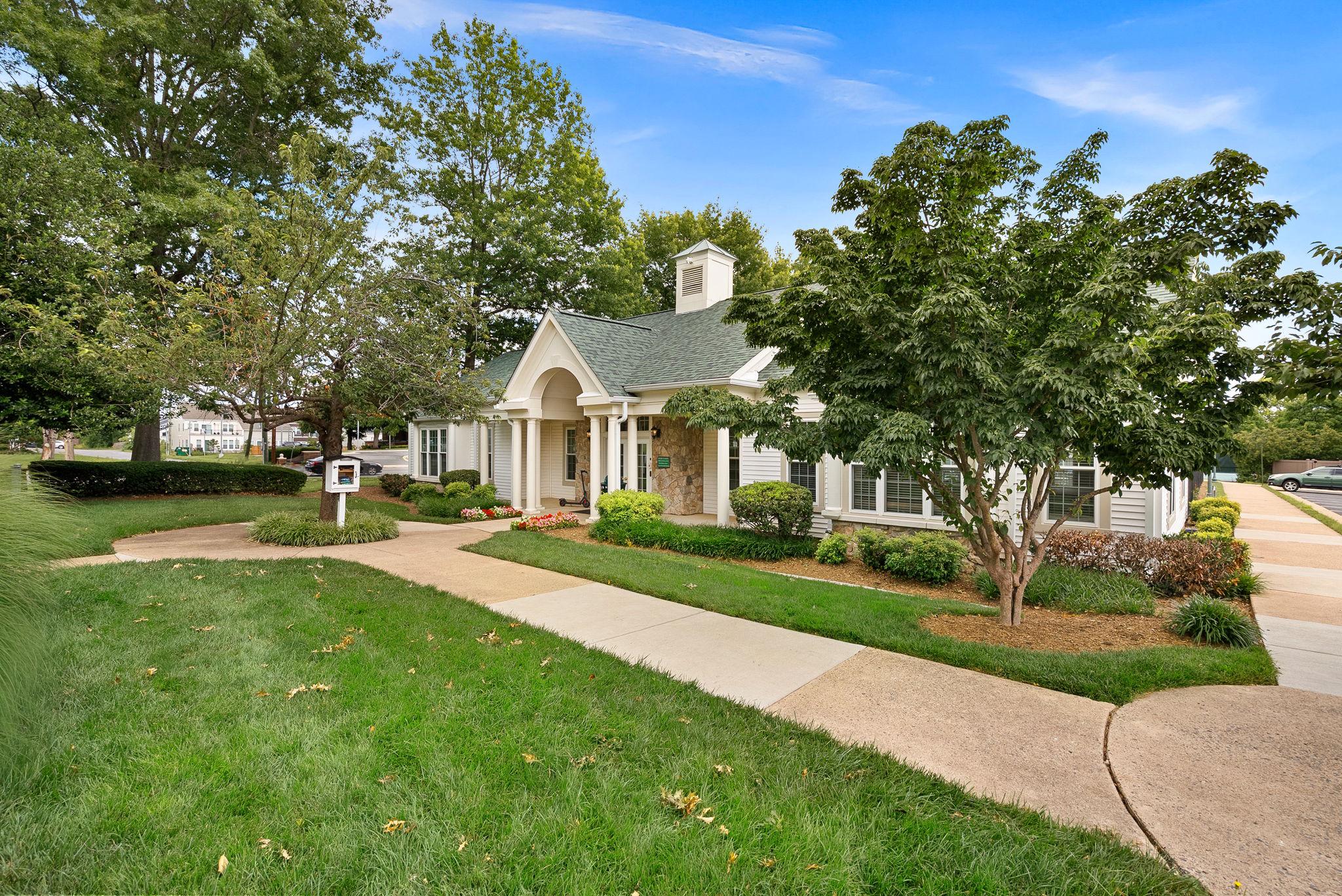 GREENHILL CROSSING - Residential