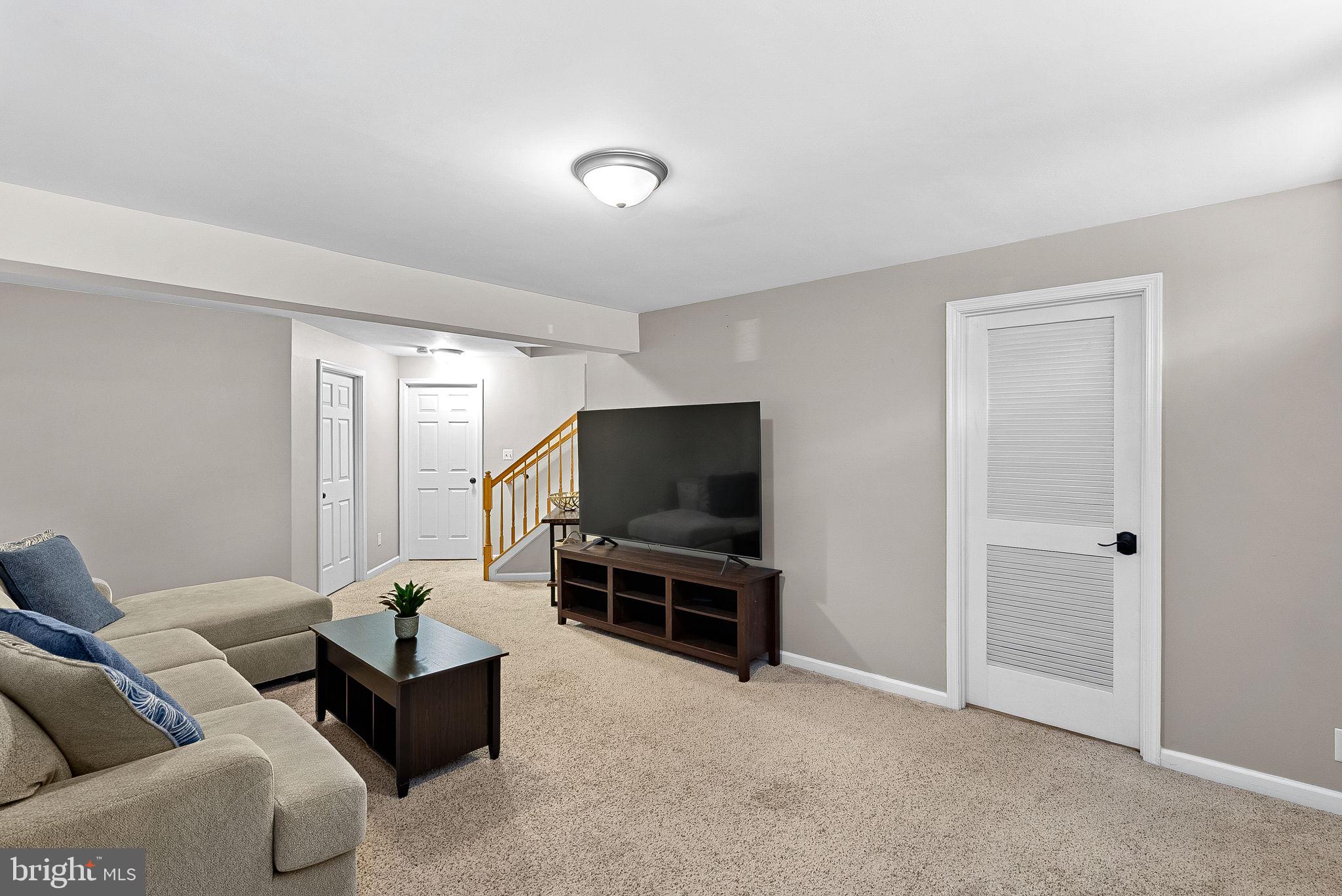 GREENHILL CROSSING - Residential