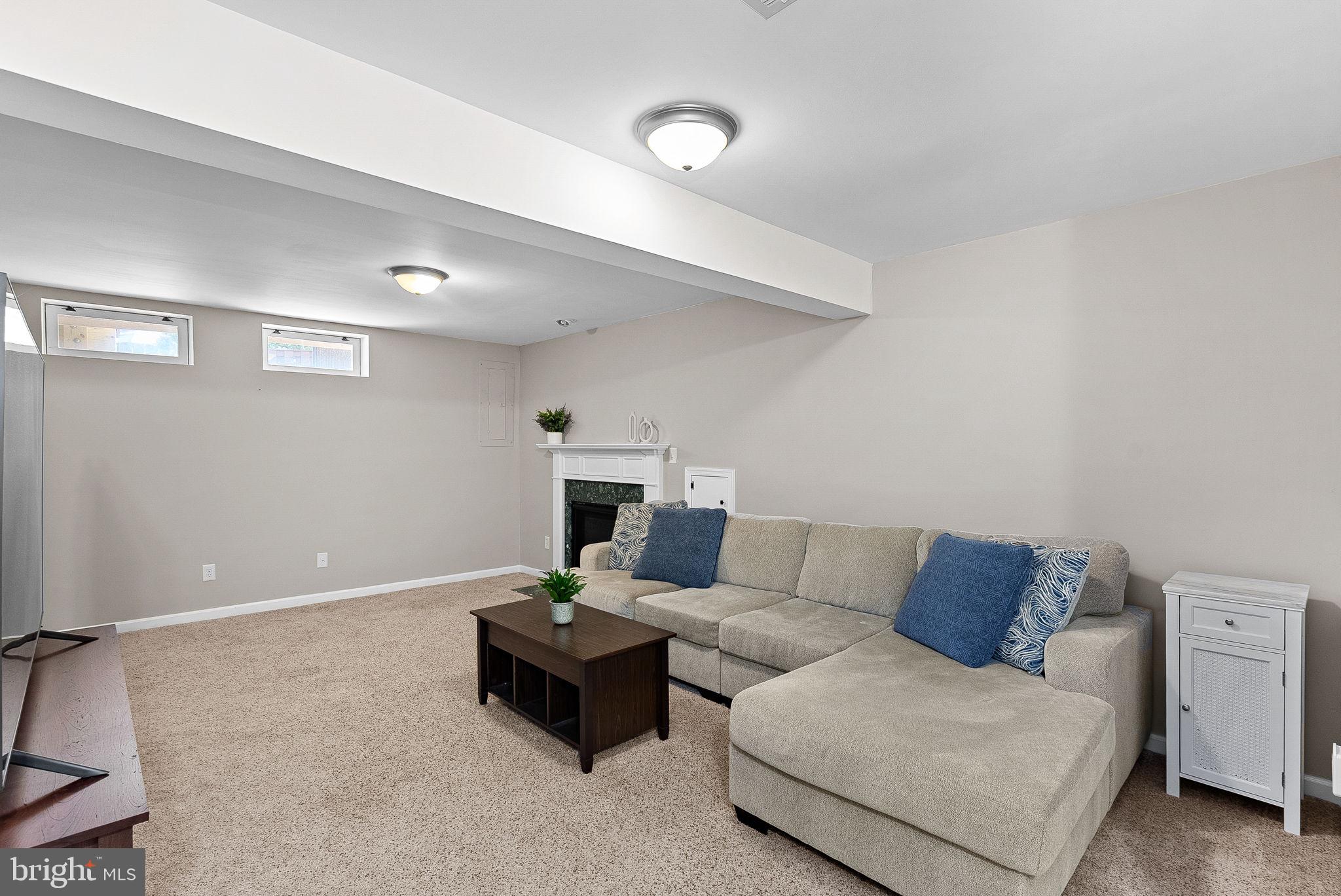 GREENHILL CROSSING - Residential