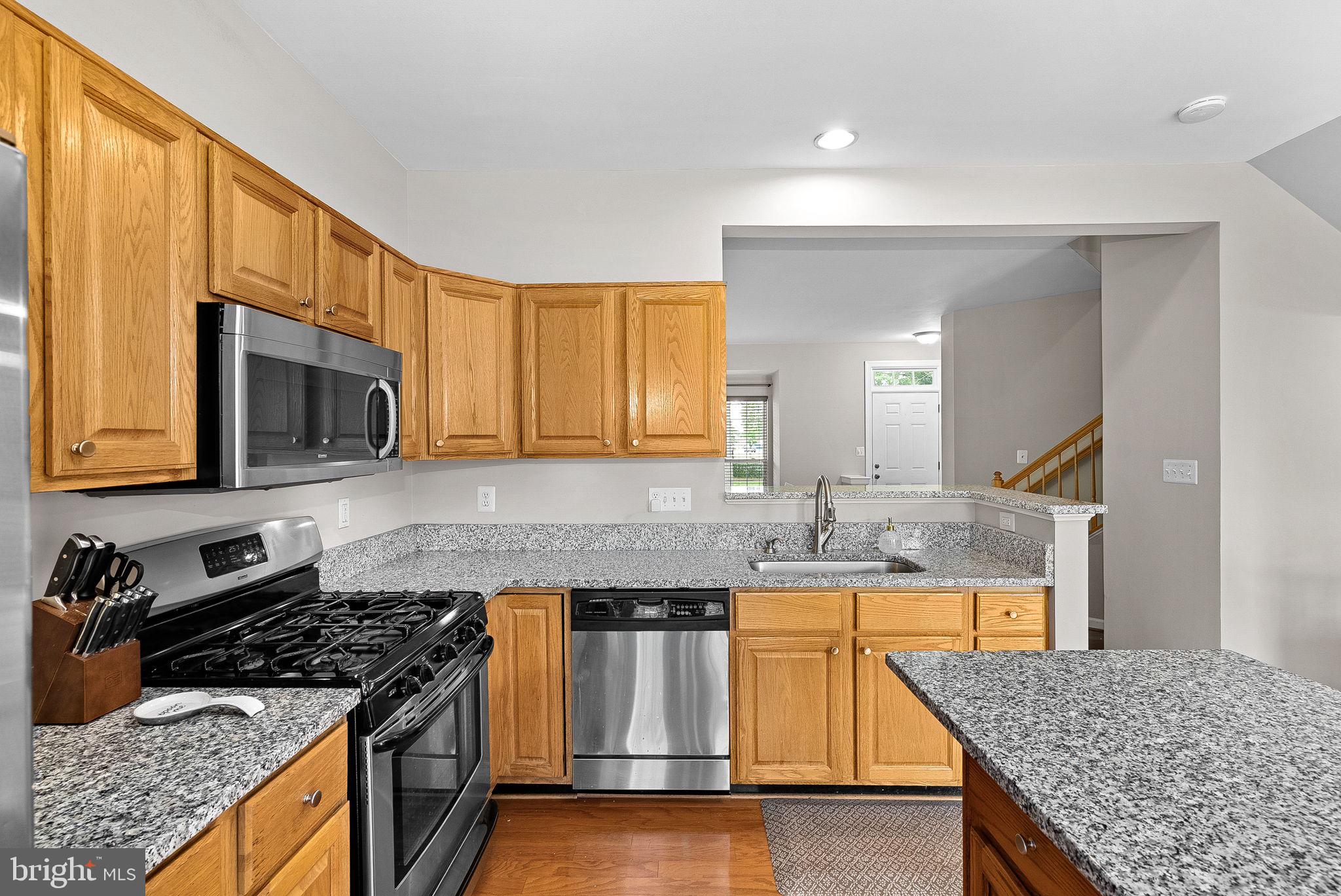 GREENHILL CROSSING - Residential