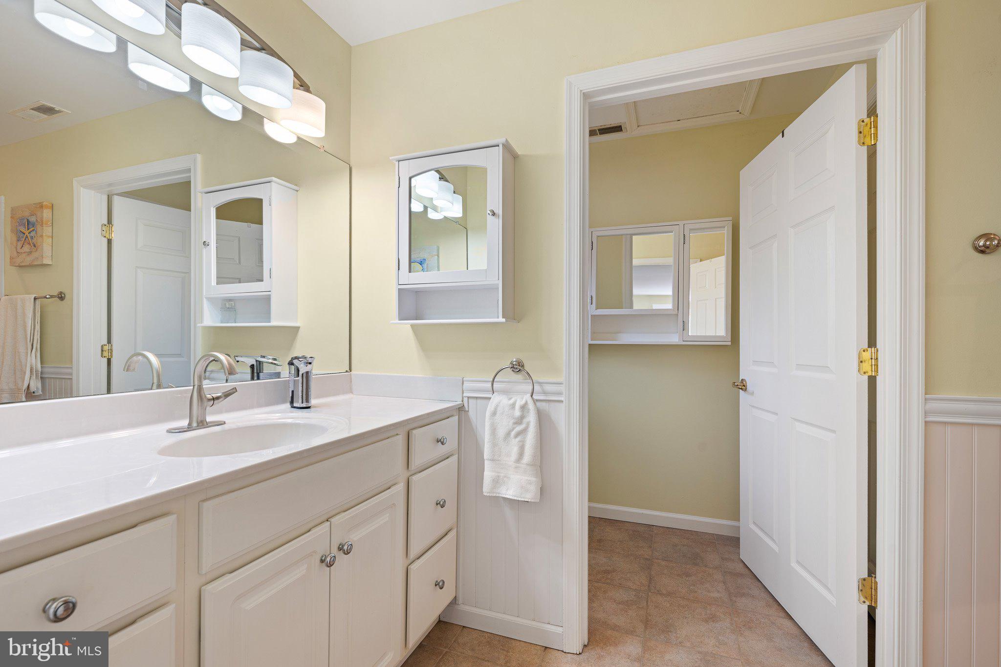SALT POND - Residential