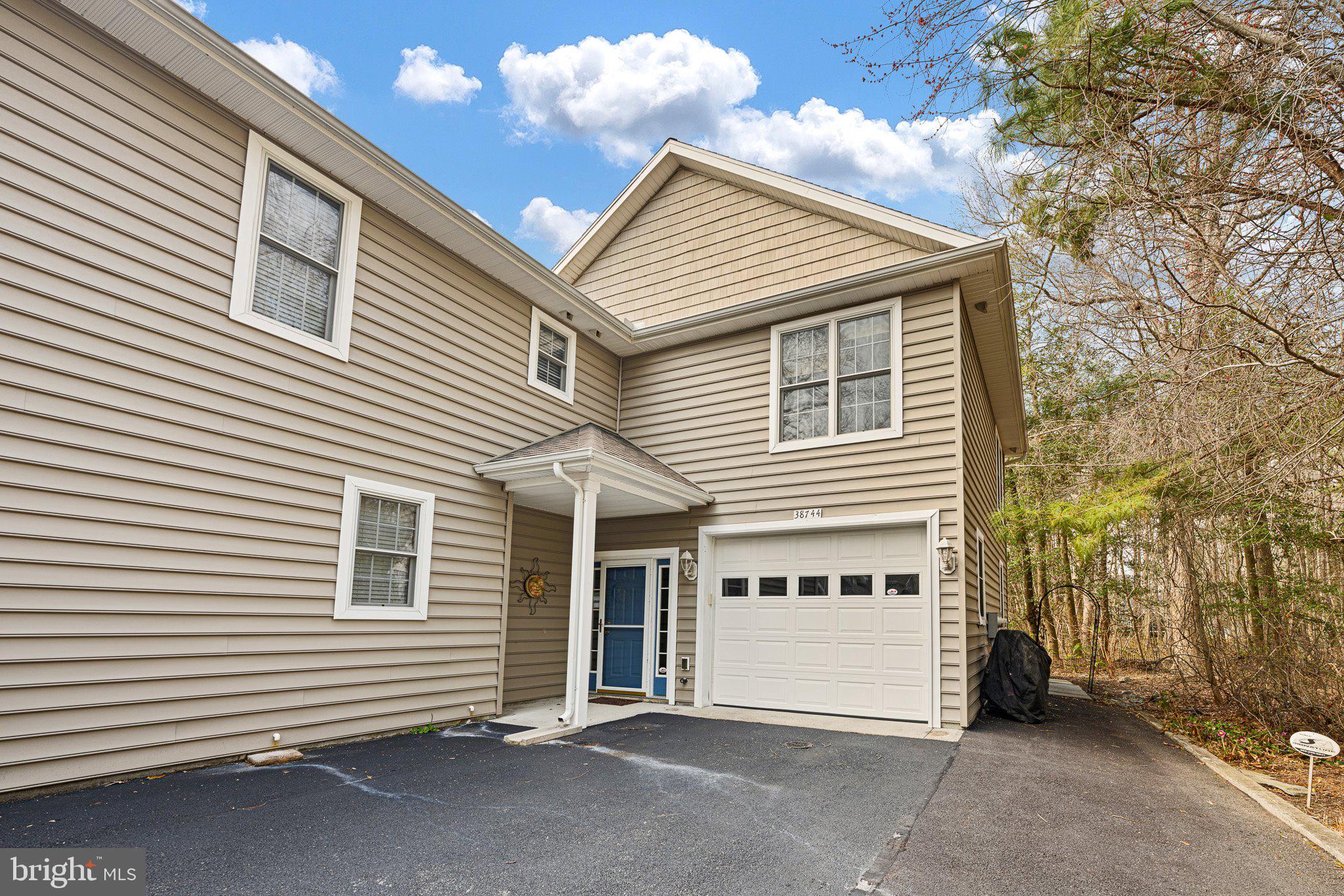 SALT POND - Residential