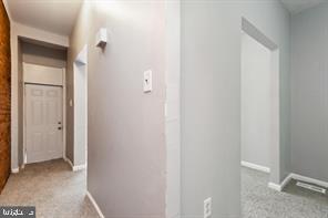 ALBEMARLE SQUARE - Residential