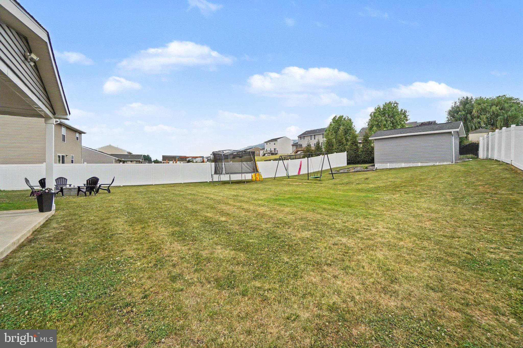 NEWBURG VILLAGE - Residential