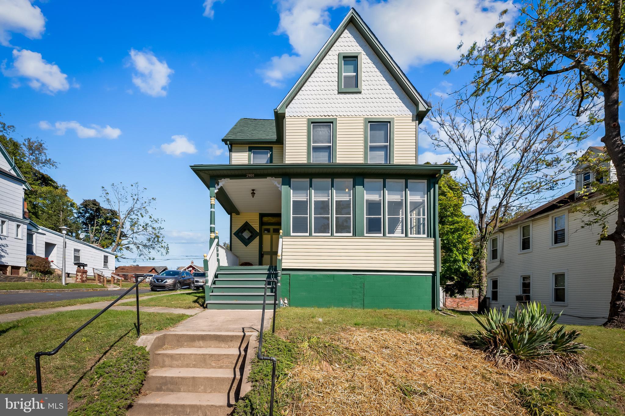 HAMILTON HEIGHTS - Residential Income