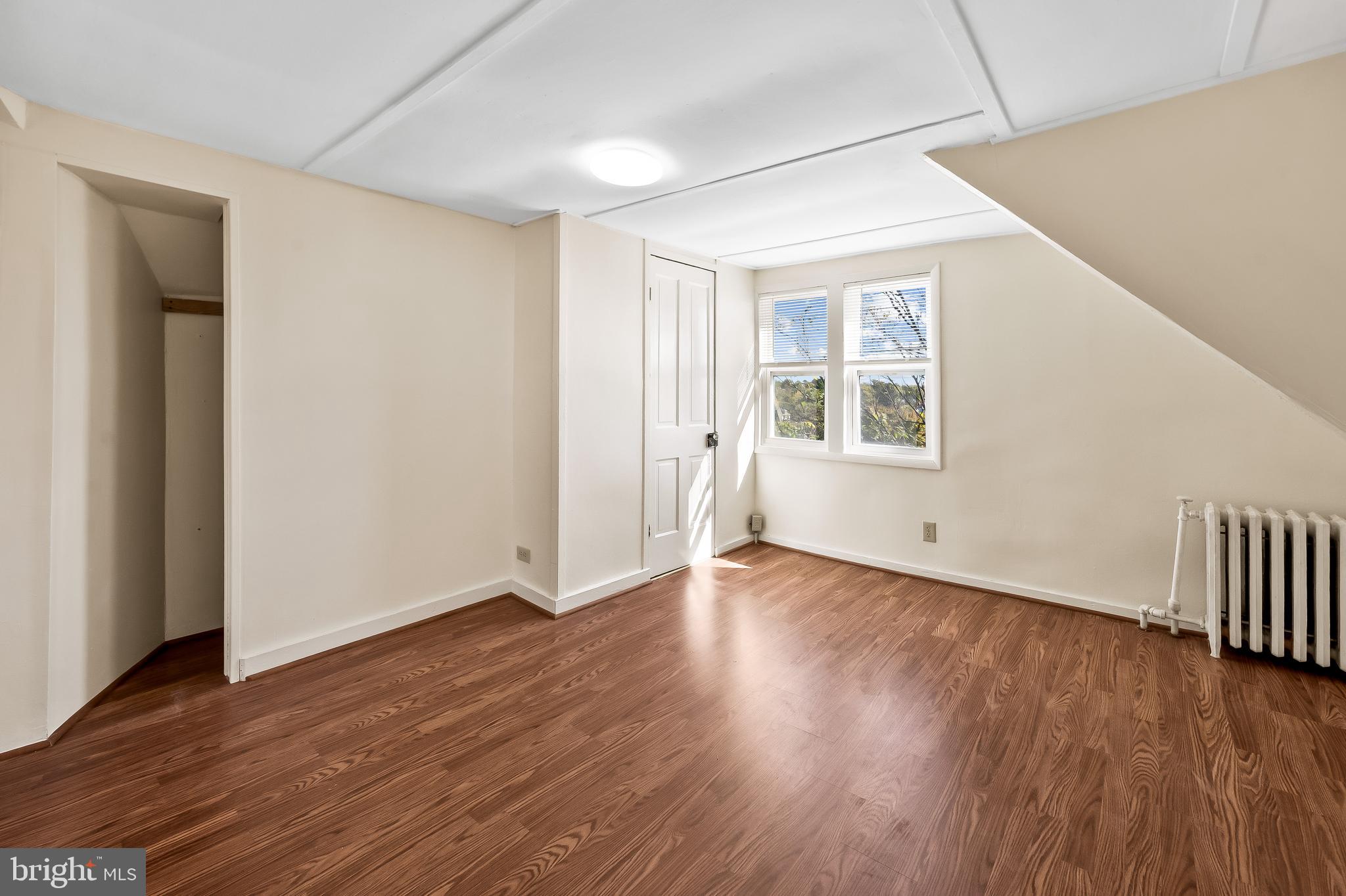 HAMILTON HEIGHTS - Residential Income