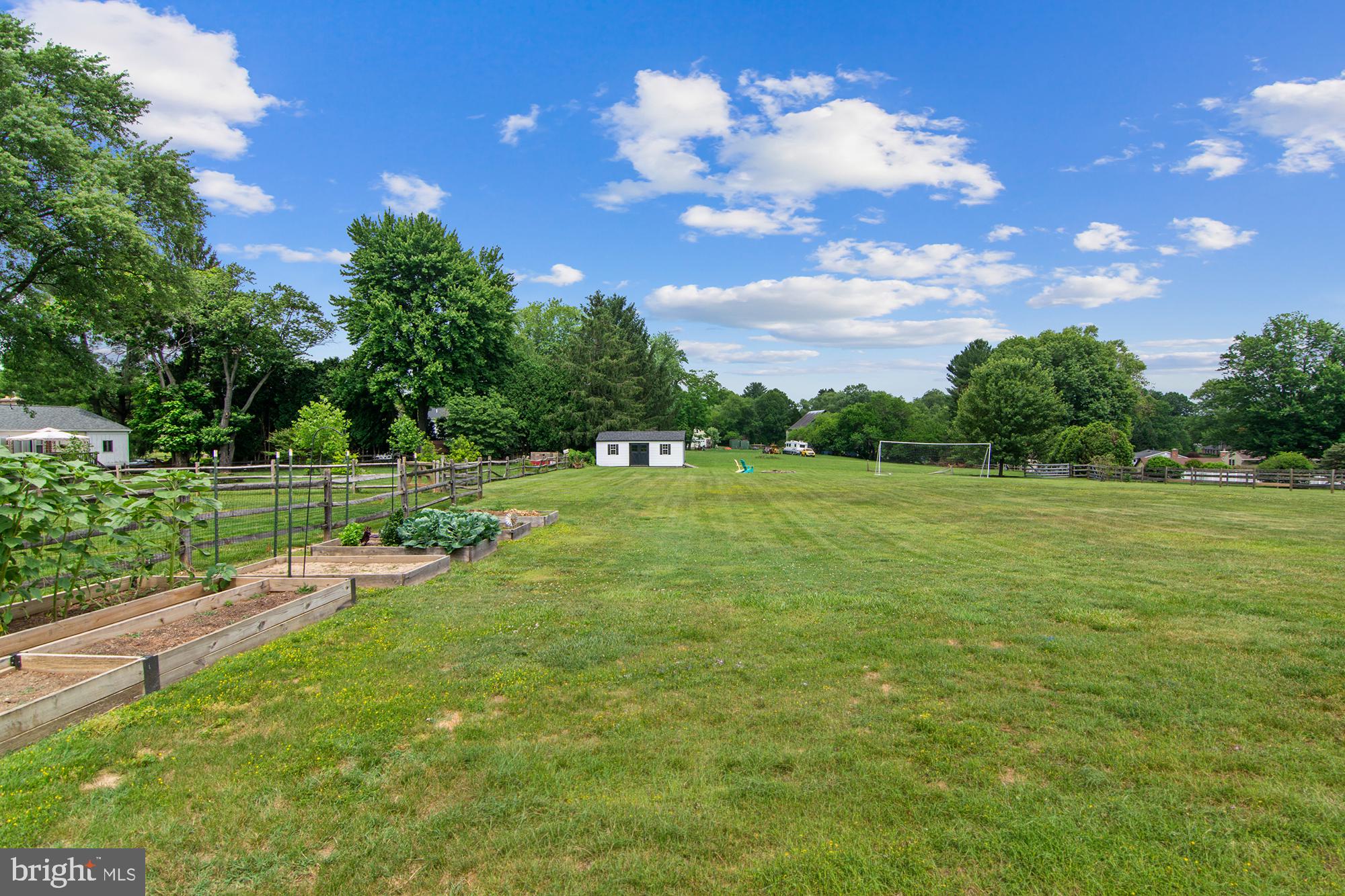 HUNTINGTON - Residential