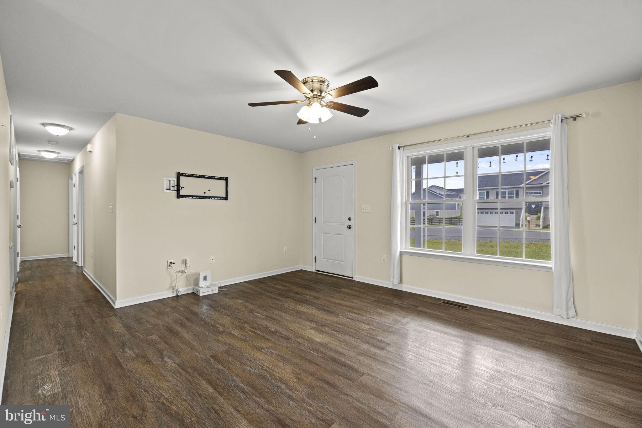 ELIZABETH STATION - Residential