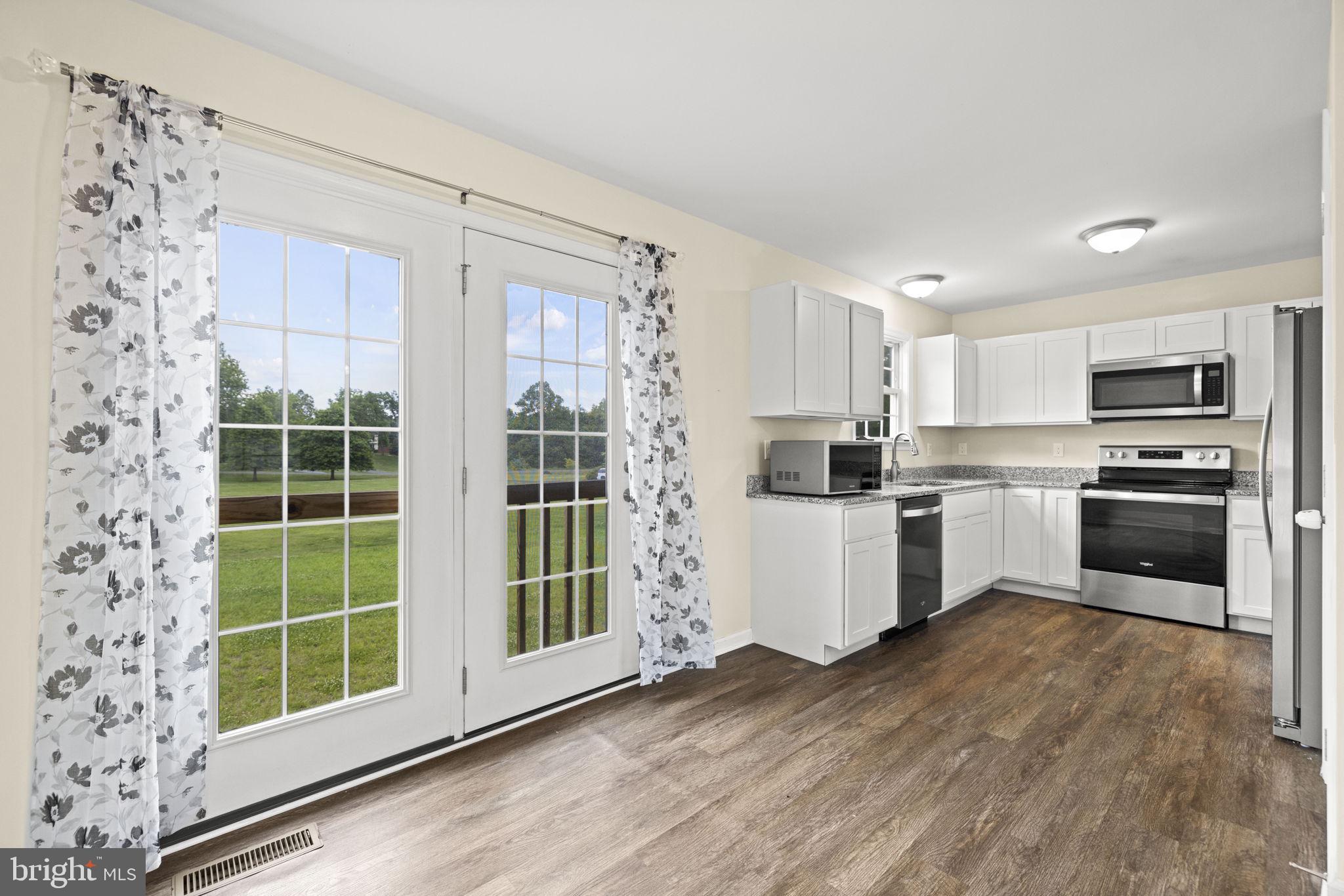 ELIZABETH STATION - Residential