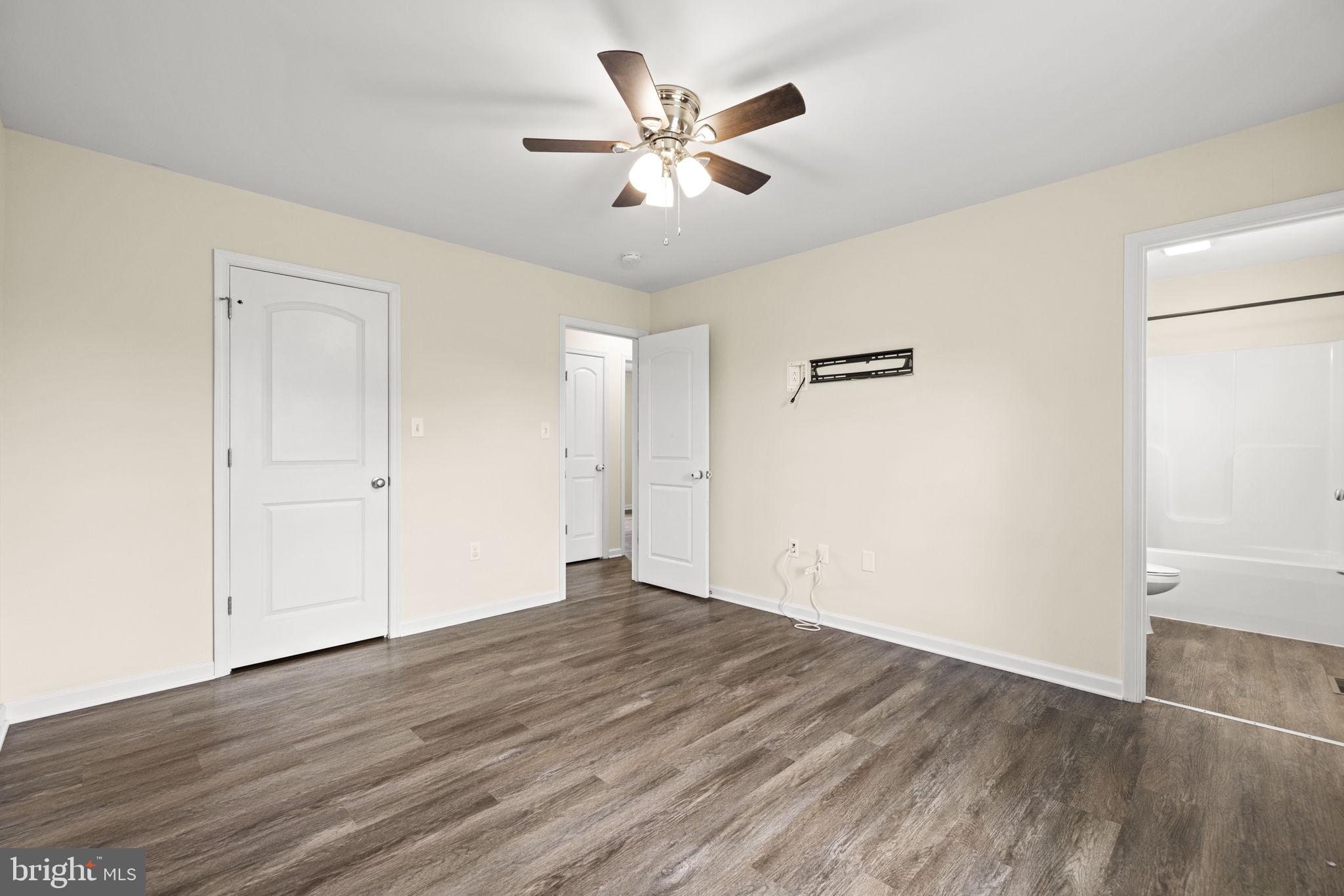 ELIZABETH STATION - Residential