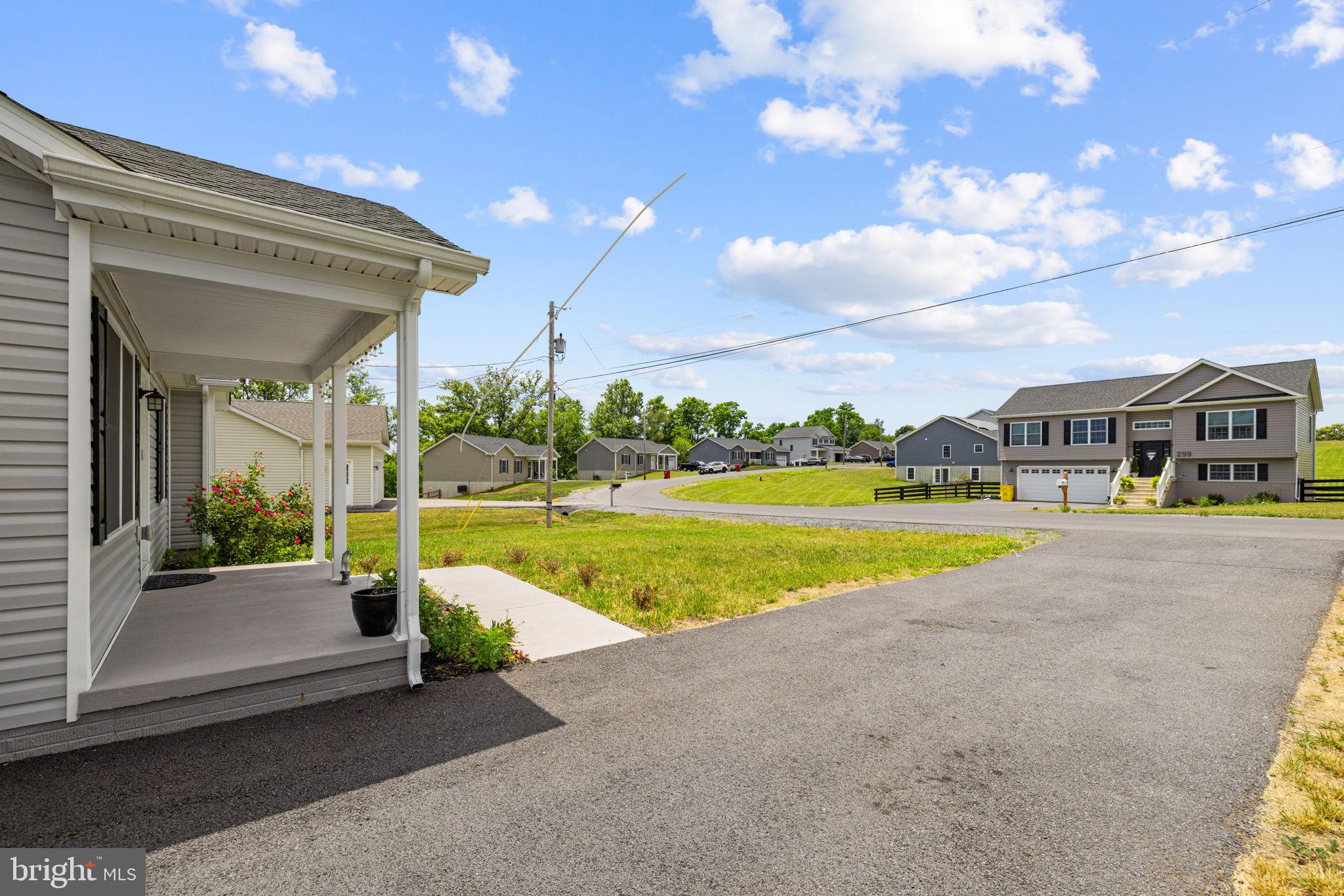 ELIZABETH STATION - Residential