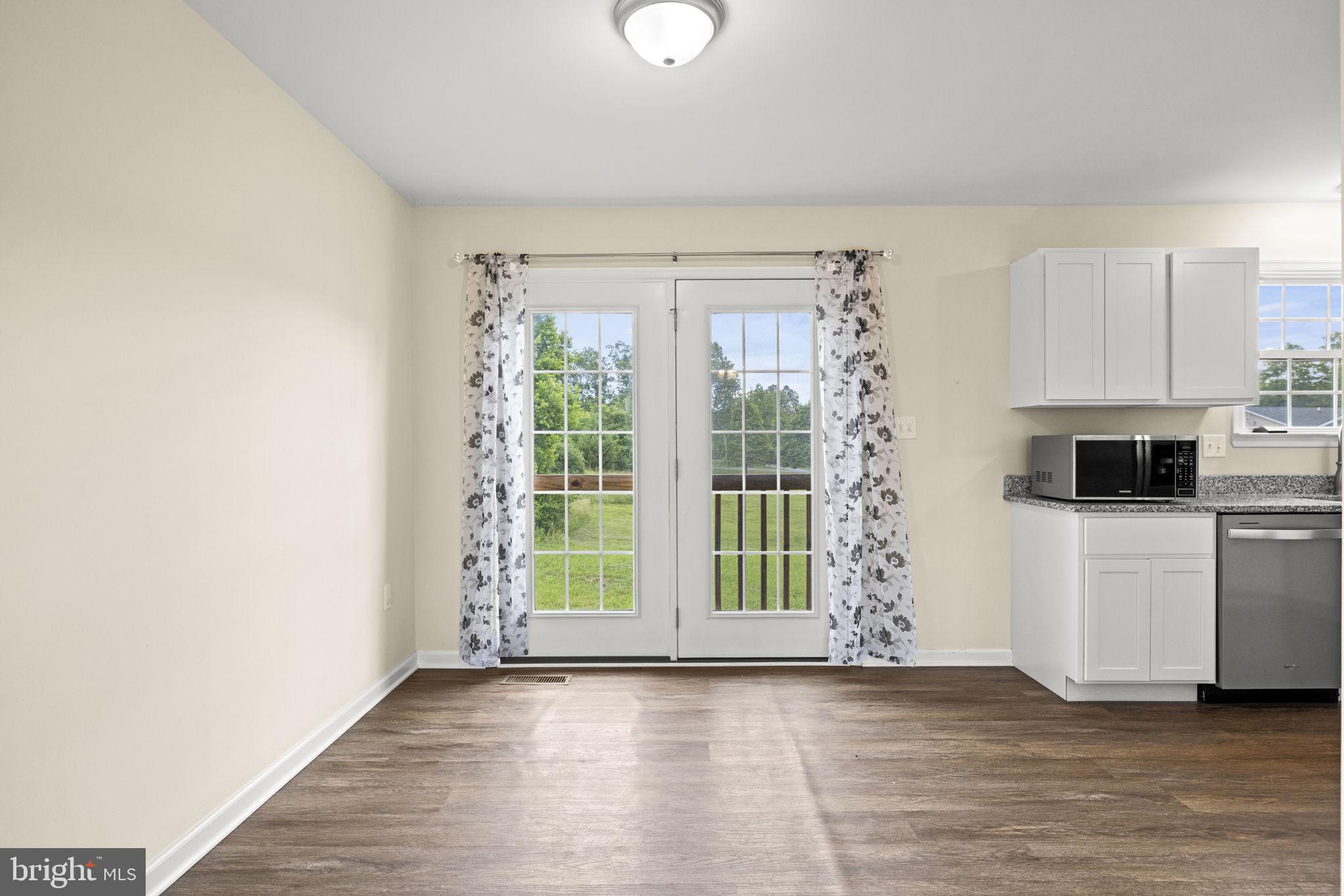 ELIZABETH STATION - Residential
