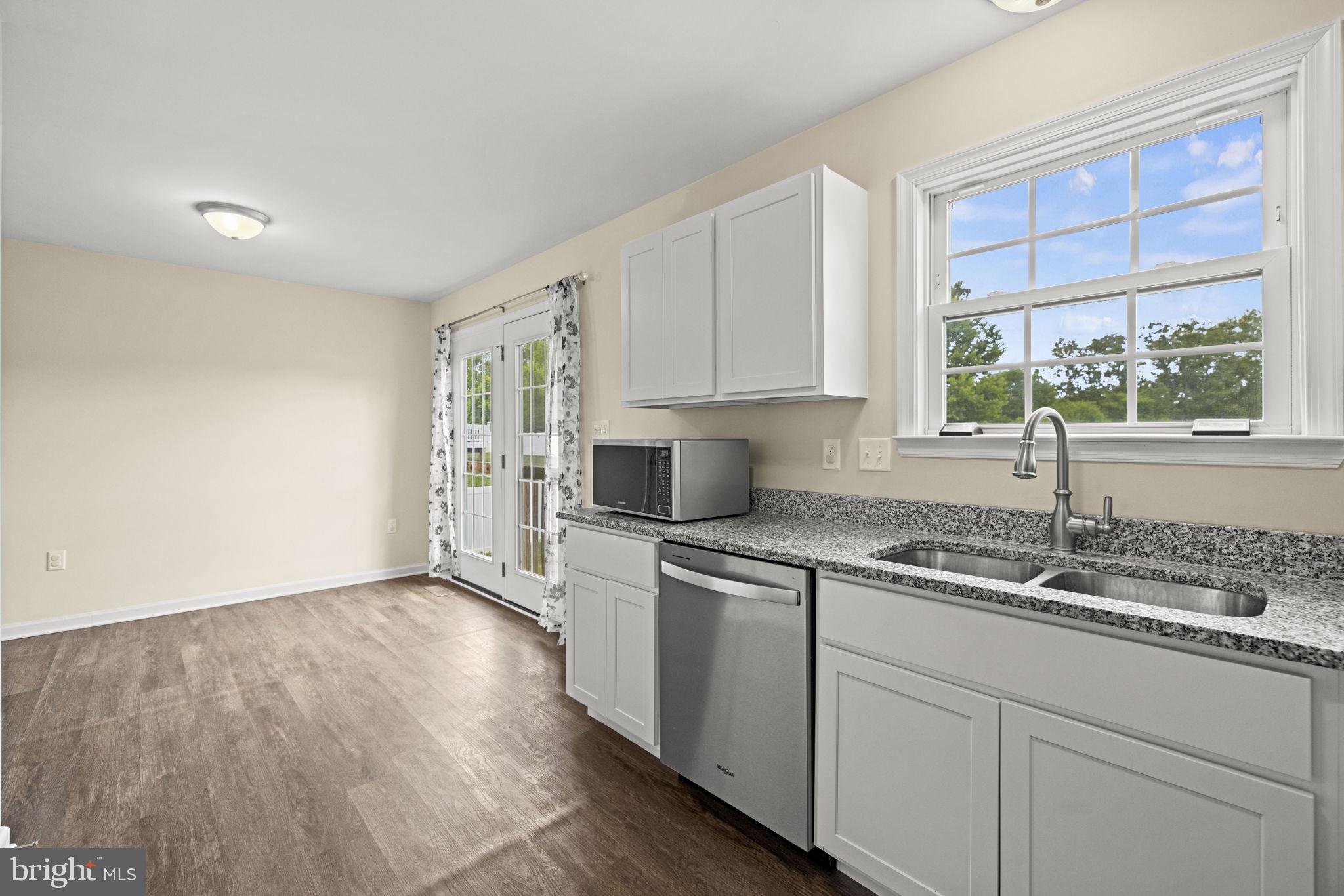 ELIZABETH STATION - Residential