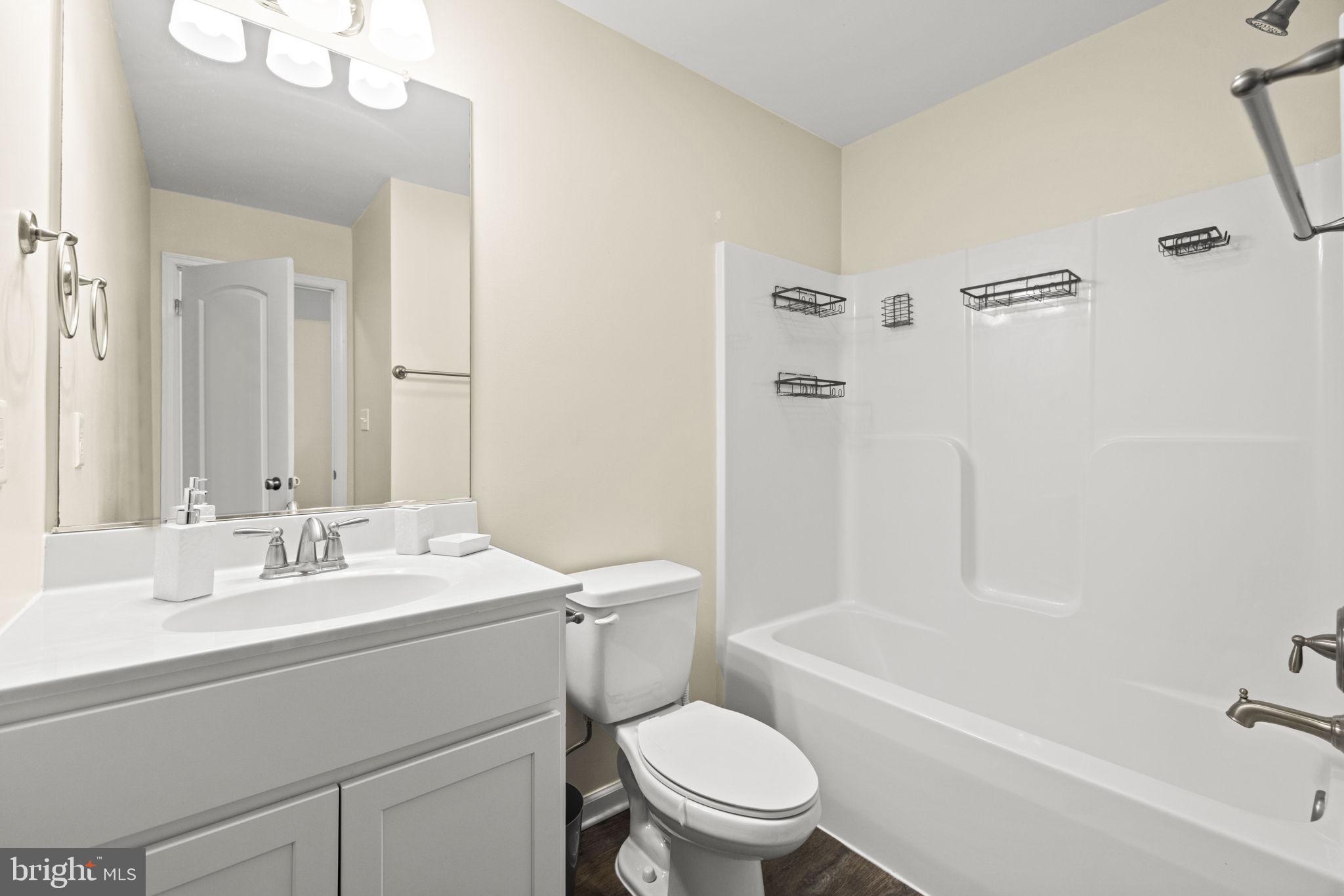 ELIZABETH STATION - Residential