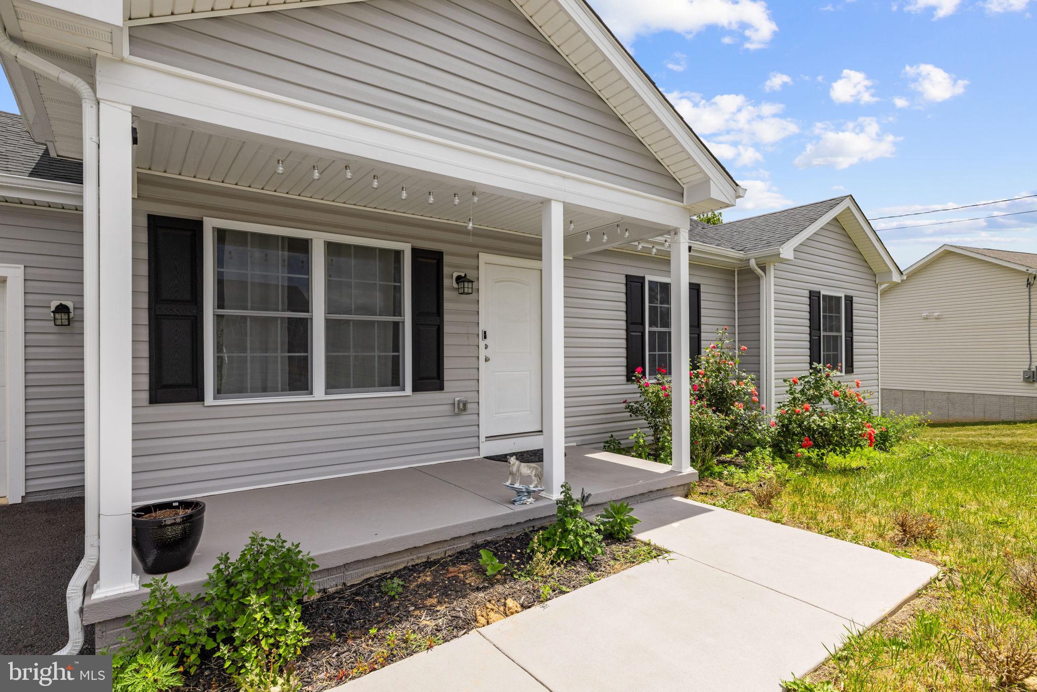 ELIZABETH STATION - Residential