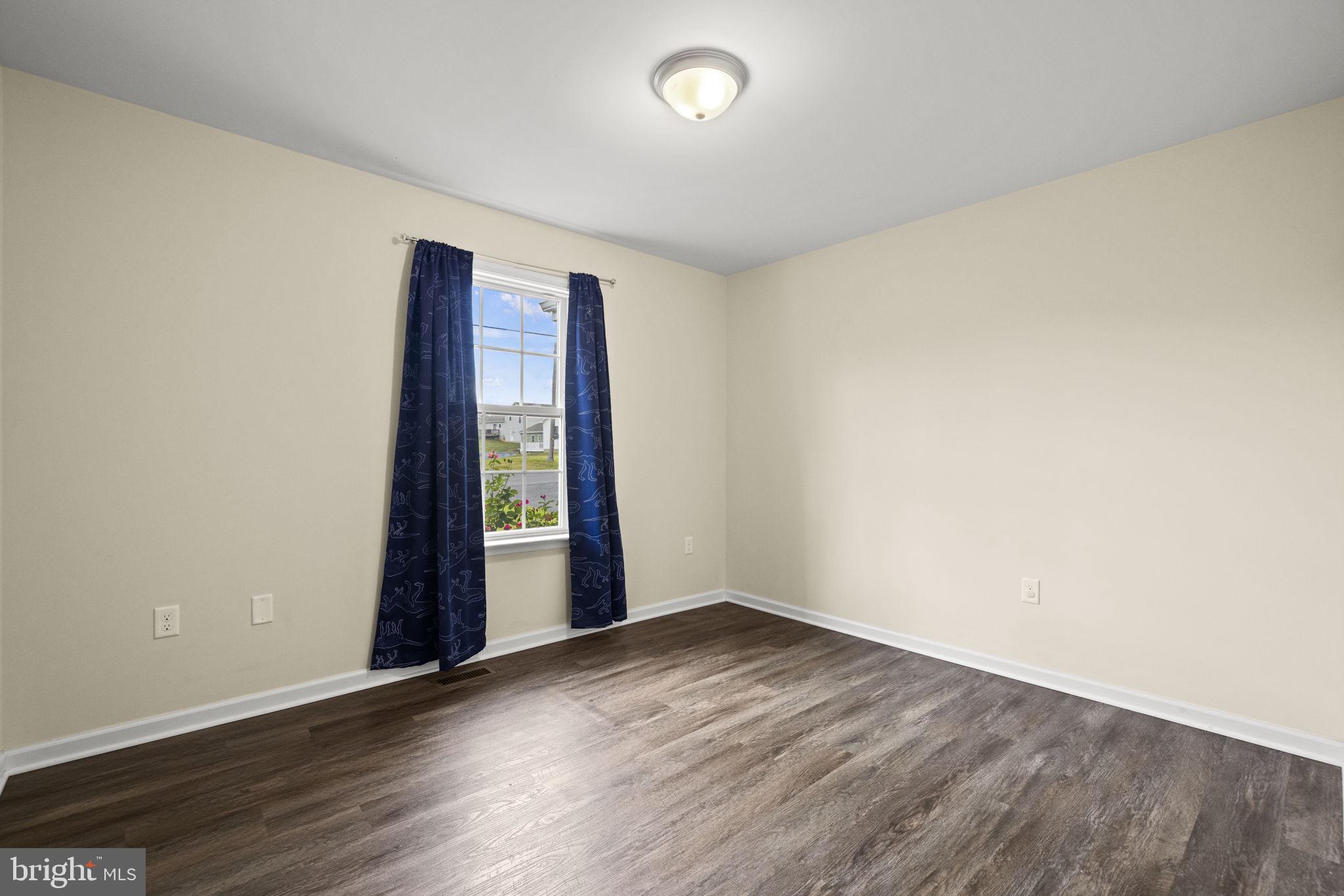 ELIZABETH STATION - Residential