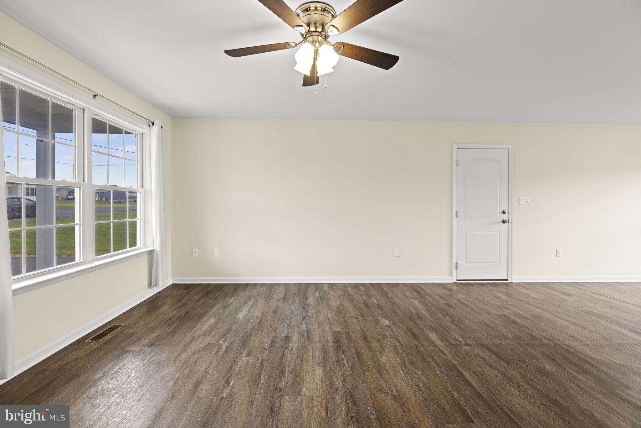 ELIZABETH STATION - Residential