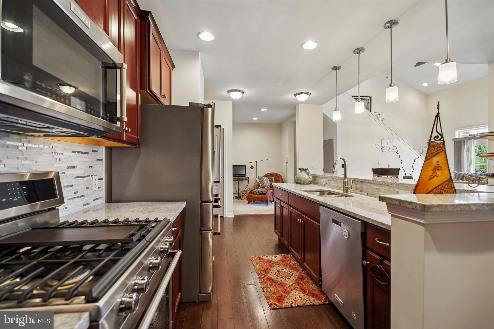 HUNTINGDON VALLEY - Residential