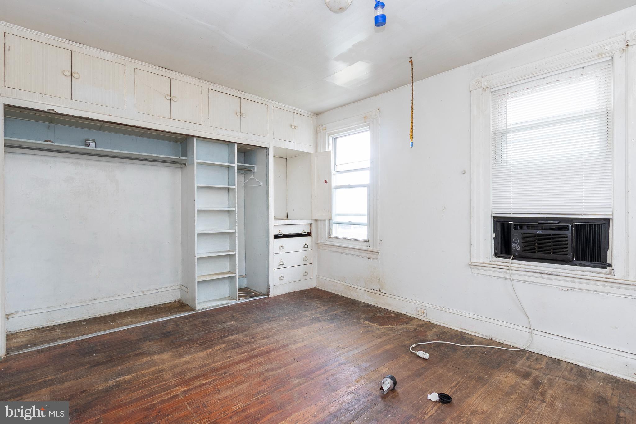 OLNEY - Residential