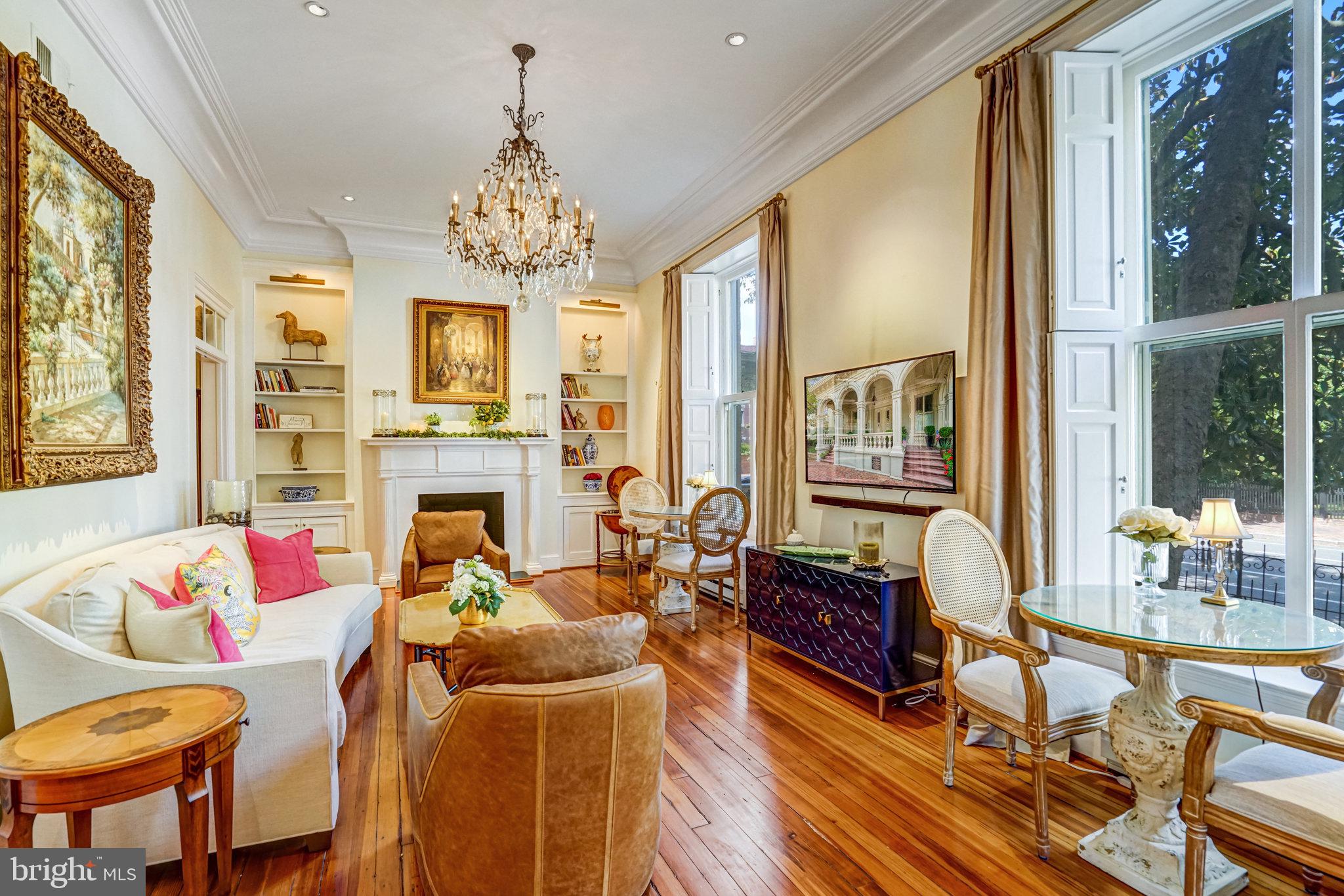 SWANN DAINGERFIELD - Residential