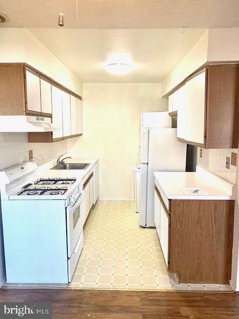 SOMERTON - Residential