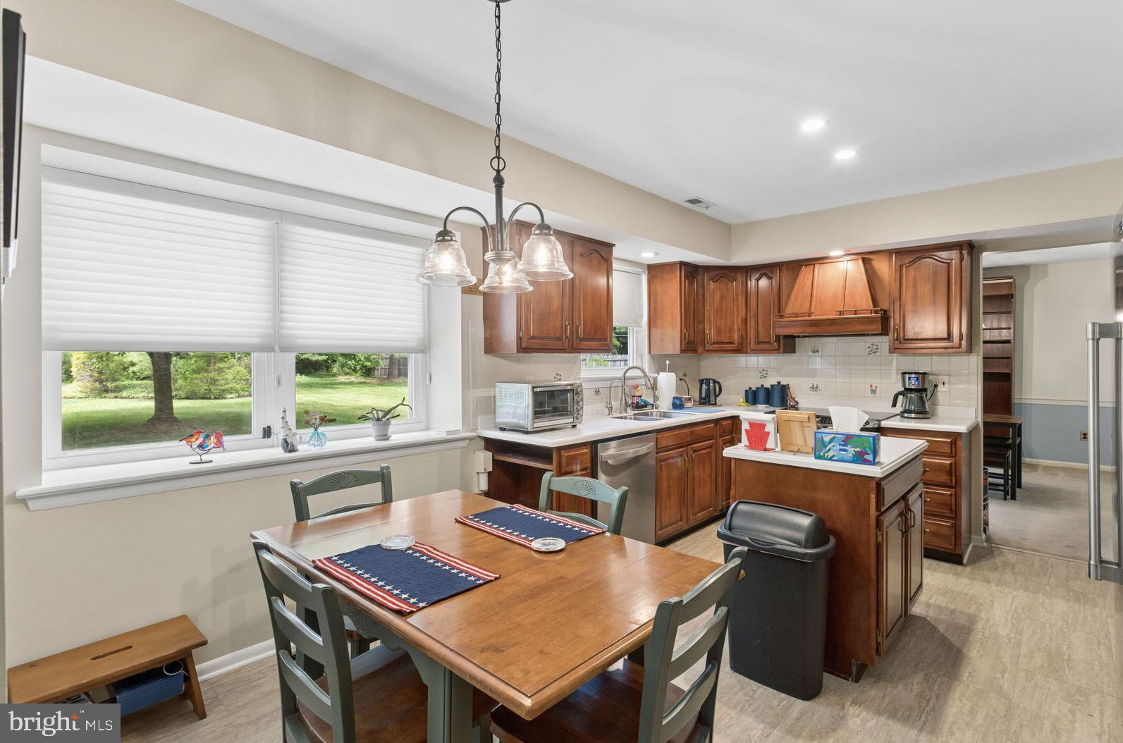 PEBBLE CREEK - Residential