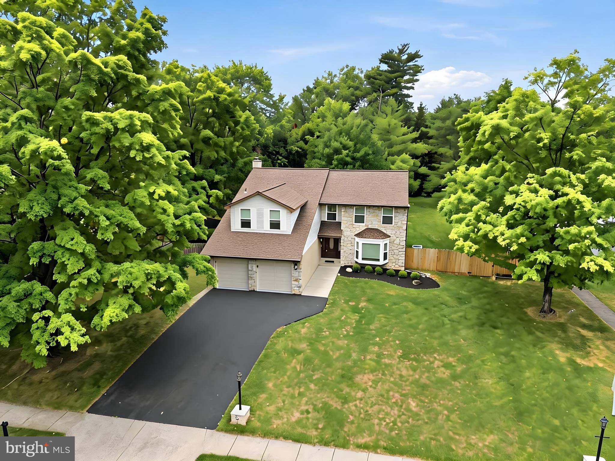 PEBBLE CREEK - Residential